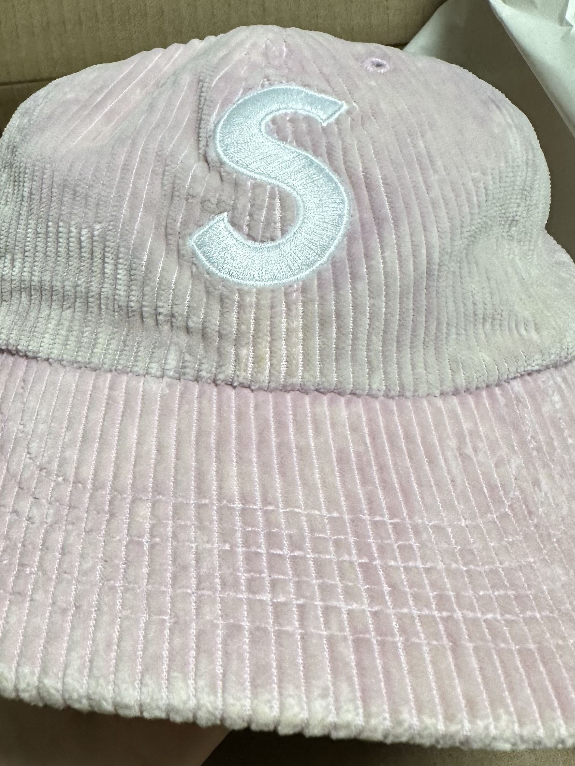 Supreme Corduroy S Logo 6-Panel Light Pink - 23FW 착용 스타일 - 2