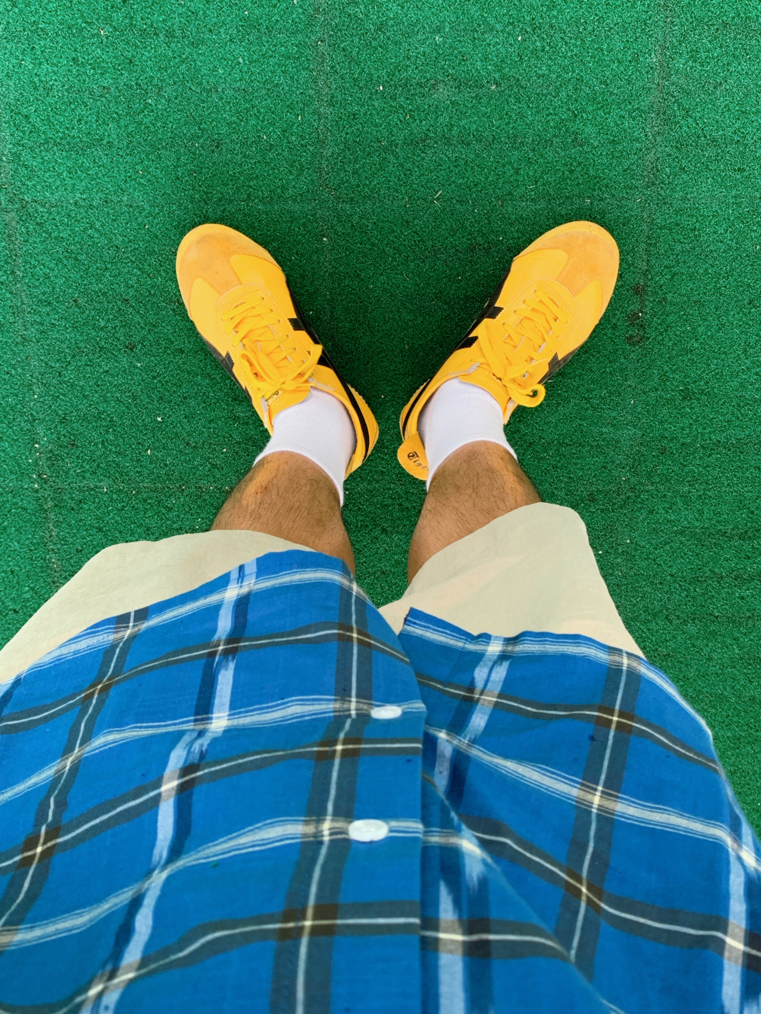 Onitsuka Tiger Mexico 66 Yellow Black 착용 스타일