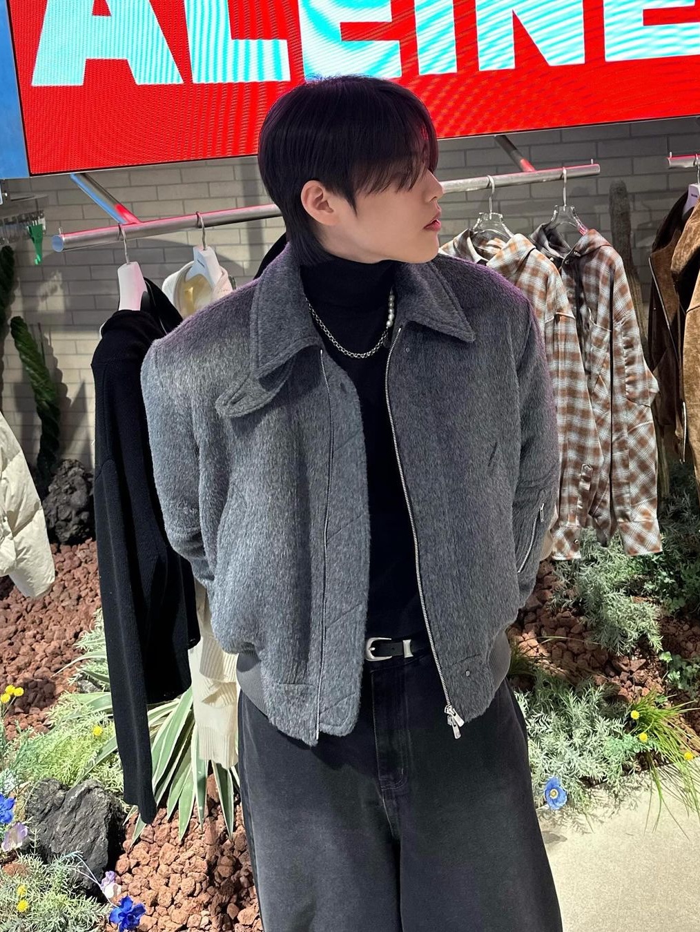Haleine 3D Alpaca Blouson Grey 착용 스타일