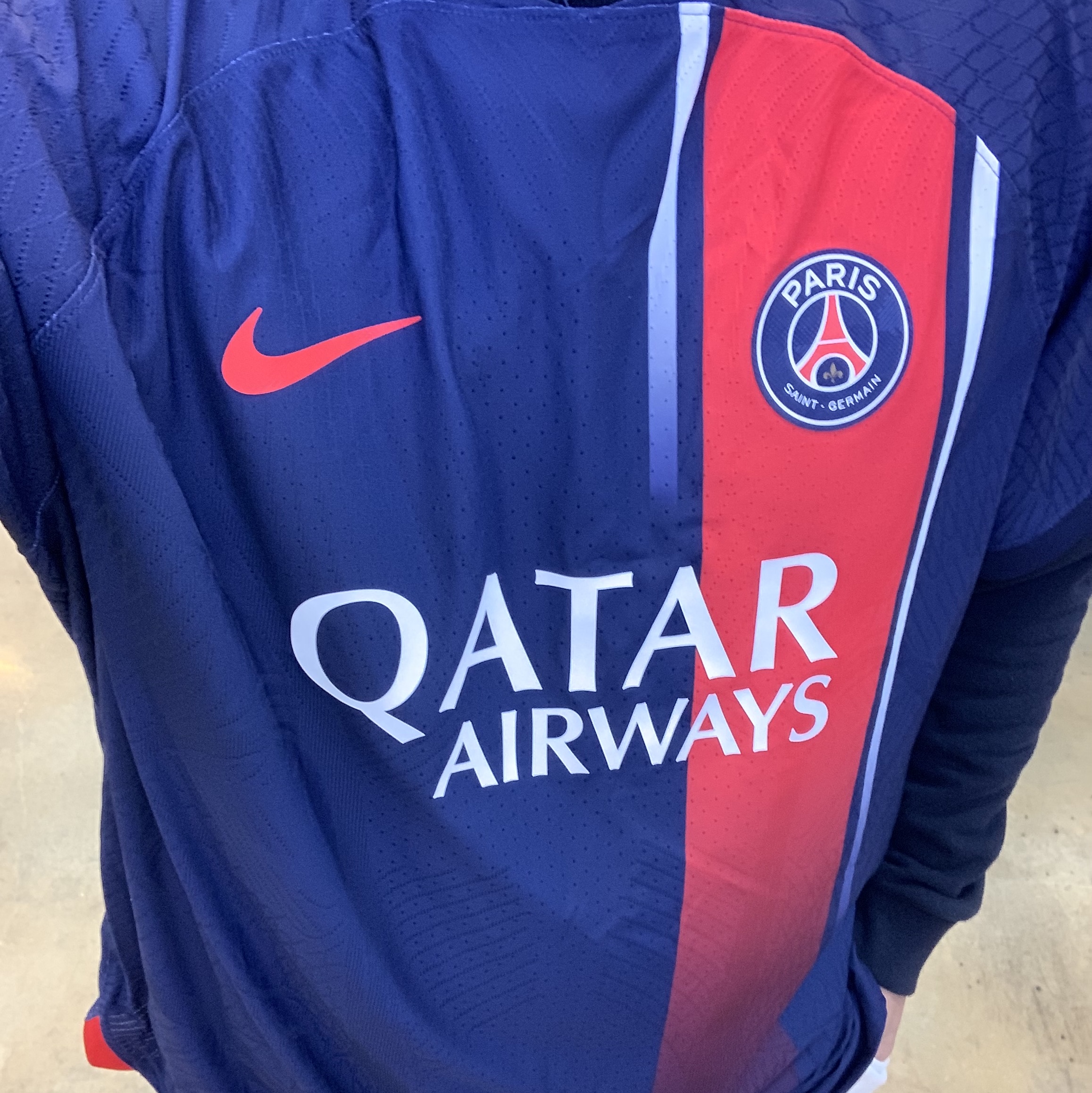 Nike Paris Saint-Germain 2023/24 Dri-Fit ADV Match Home SS Jersey Midnight Navy (Non Marking Ver.) 착용 스타일 - 1