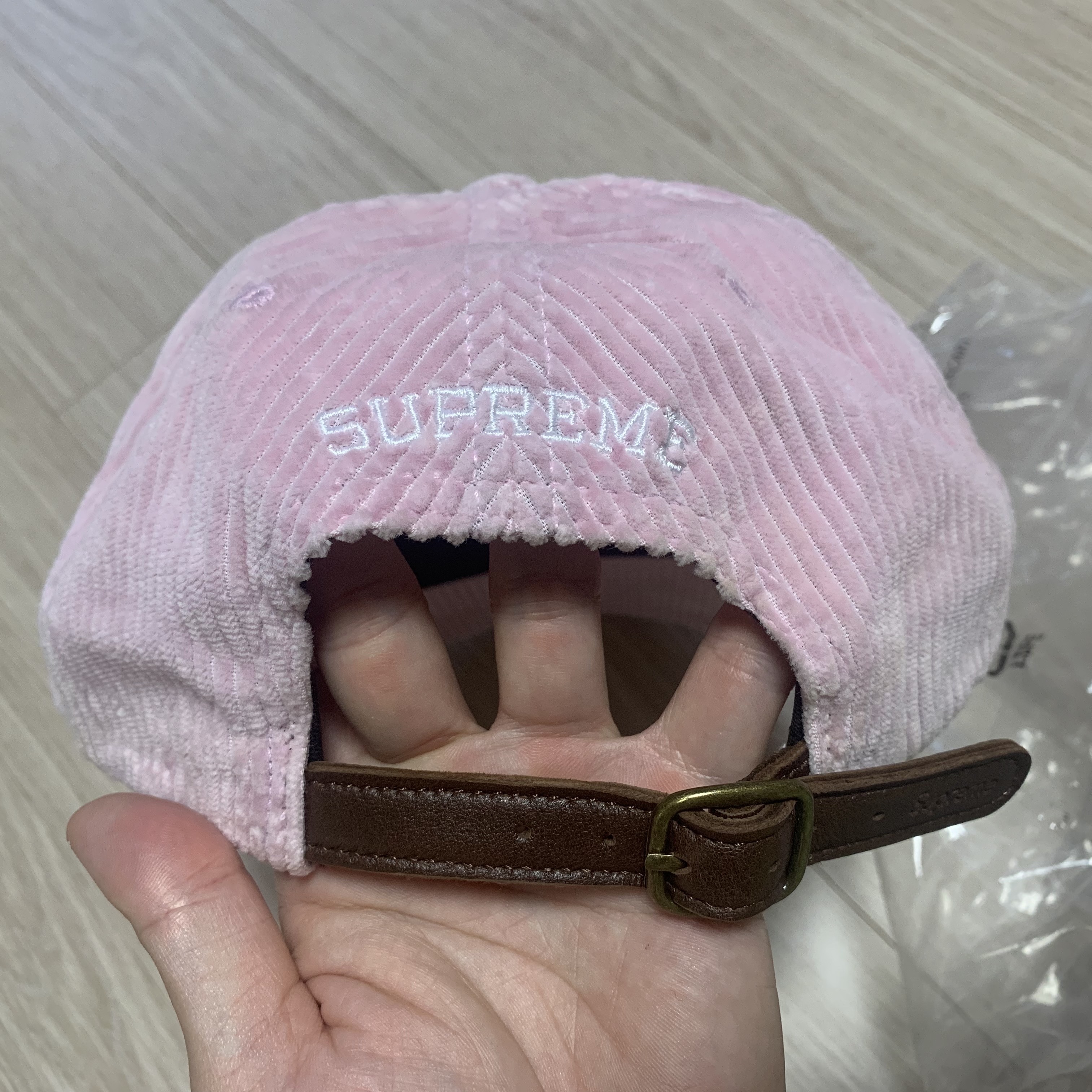 Supreme Corduroy S Logo 6-Panel Light Pink - 23FW 착용 스타일 - 3