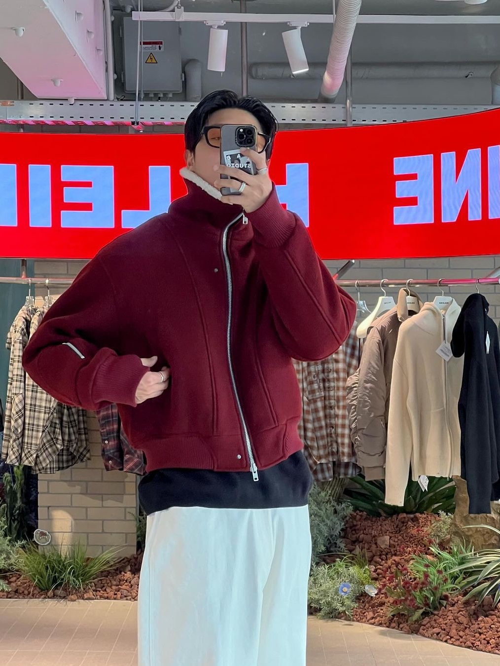 Haleine Shearing Crop Blouson Burgundy, Haleine Shearing Crop Blouson Black 착용 스타일