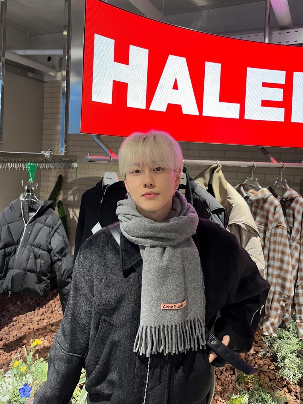 Haleine Stud Biker Alpaca Blouson Black, Haleine Stud Biker Alpaca Blouson Burgundy 착용 스타일
