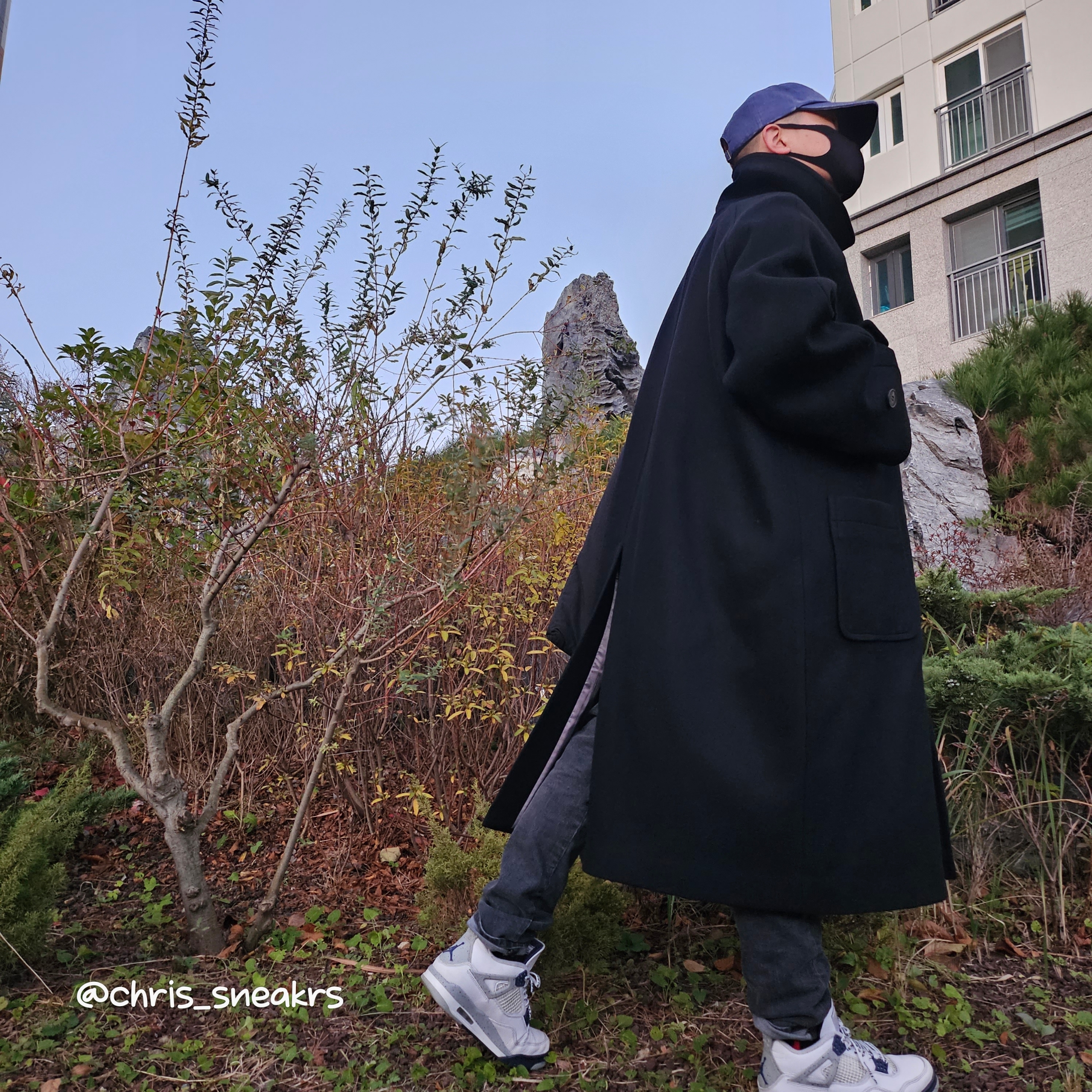 Supreme Pigment Canvas S Logo 6-Panel Navy - 23SS, Yeezy Gap Engineered By Balenciaga Dove Long Sleeve T-Shirt Black 착용 스타일 - 4