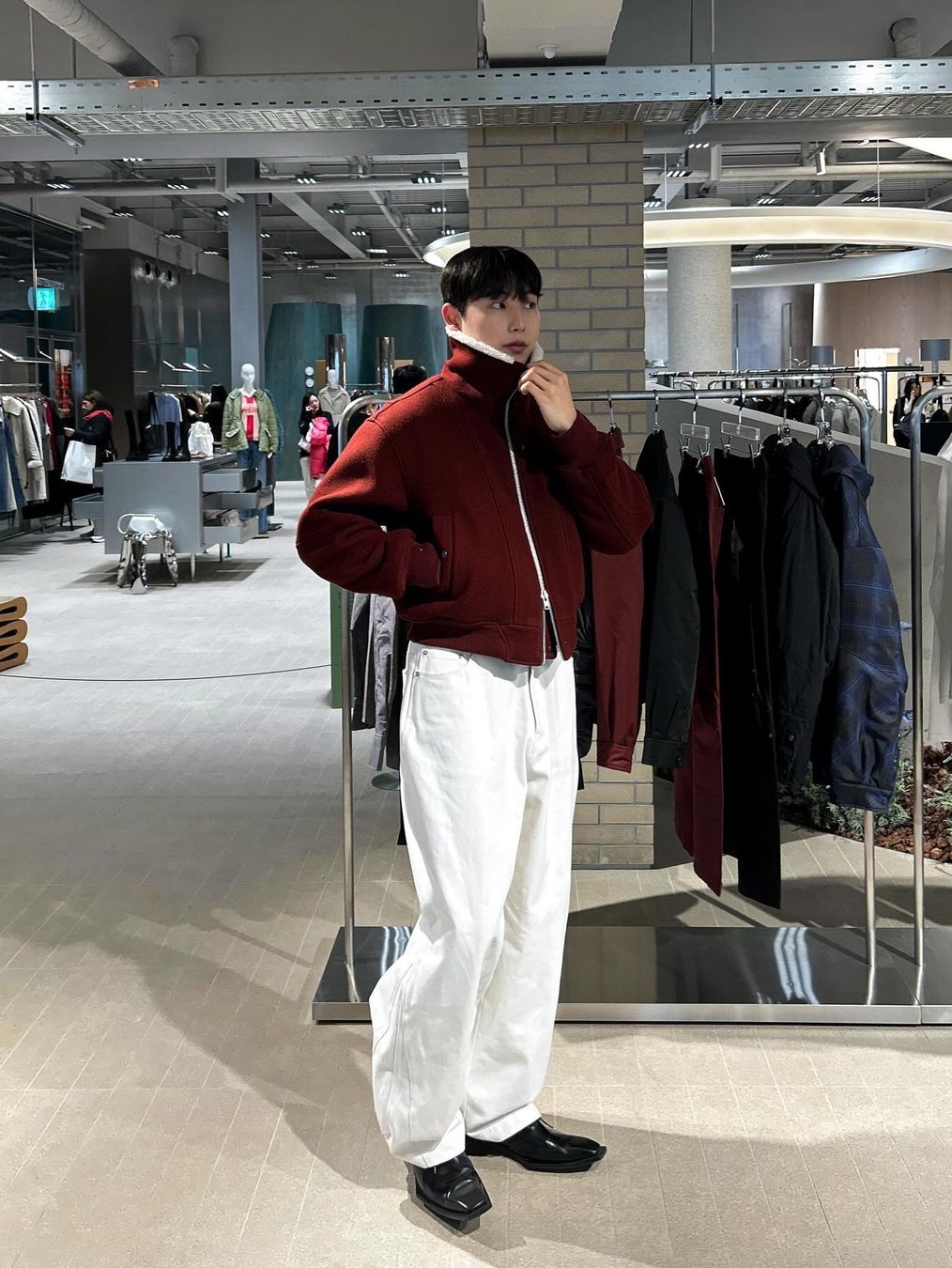 Haleine Shearing Crop Blouson Burgundy, Haleine Shearing Crop Blouson Black 착용 스타일
