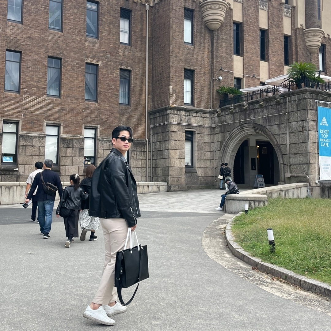 Ader Error Wide Shopper Bag Noir, Gentle Monster La Mode 01 Black 착용 스타일