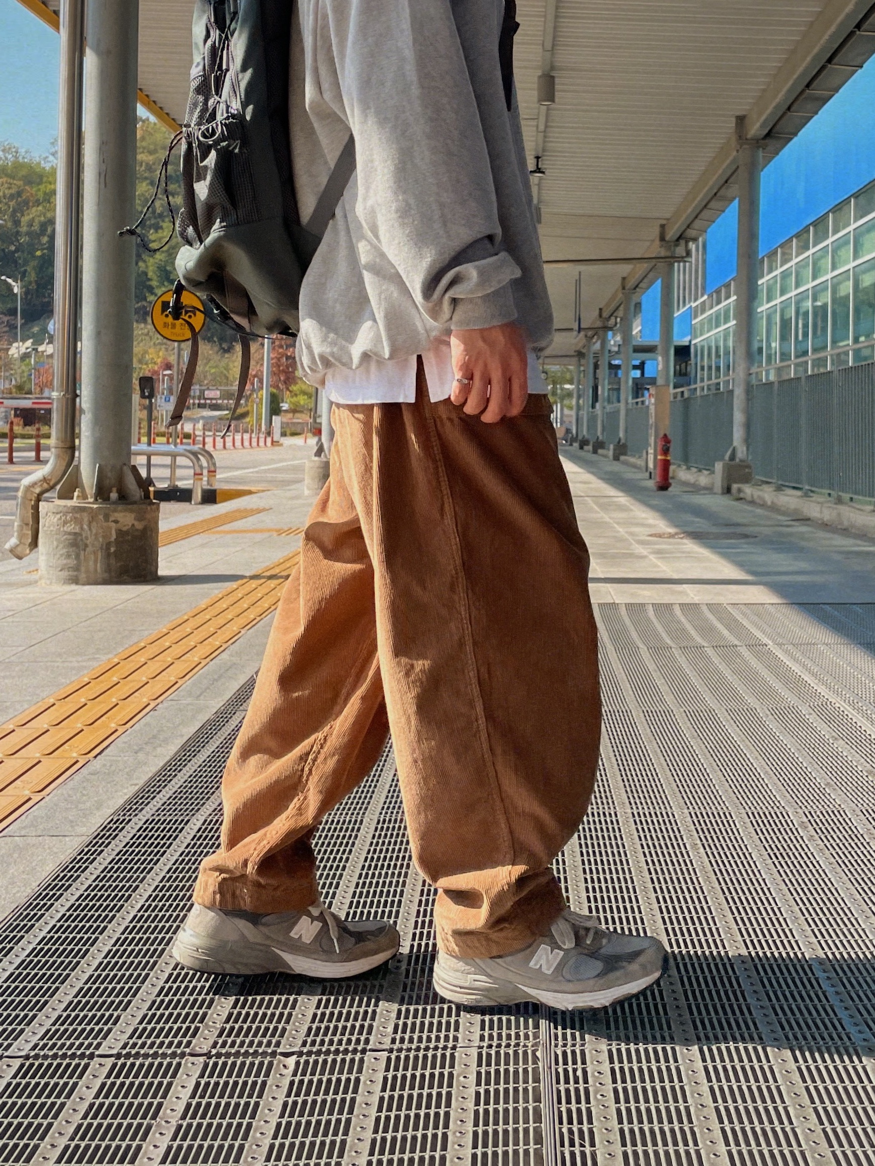 New Balance 993 Made in USA Grey - D Standard 착용 스타일 - 1