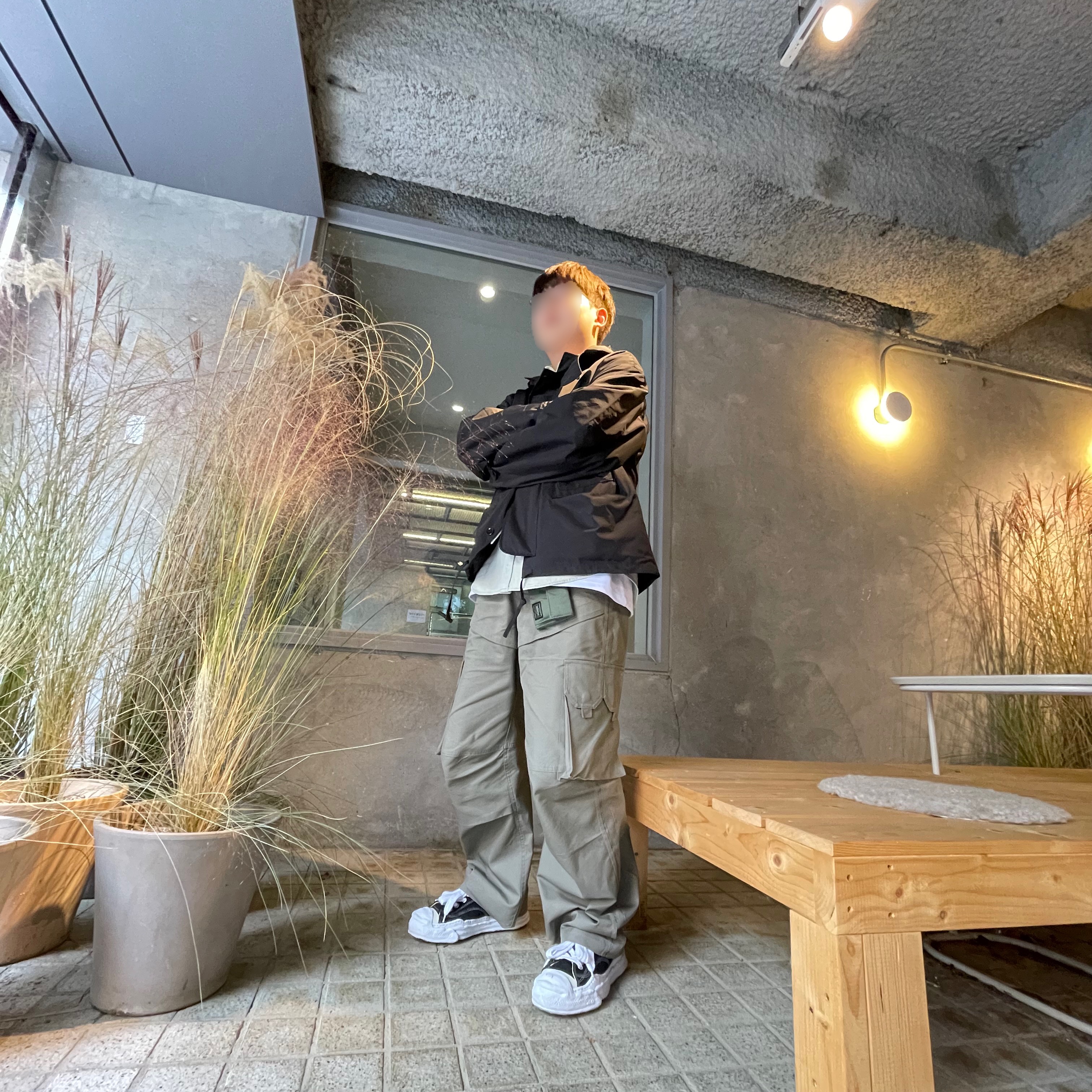 Maison Mihara Yasuhiro Hank OG Sole Canvas Low-top Sneakers Black, Etce Raptor Cargo Pants Khaki Beige 착용 스타일 - 1