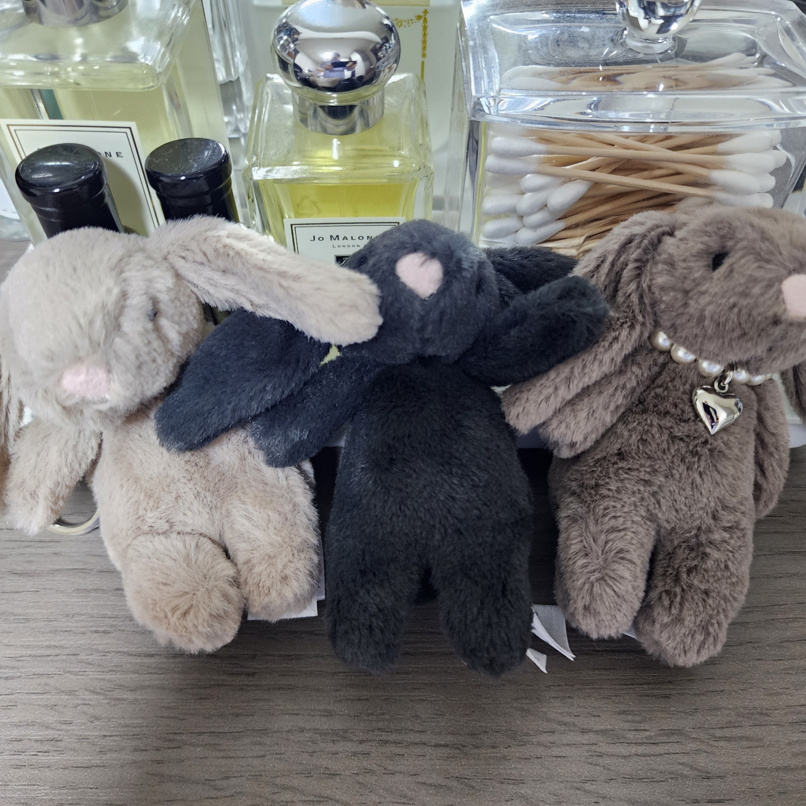 Jellycat Bashful Bunny Bag Charm Beige 착용 스타일 - 1