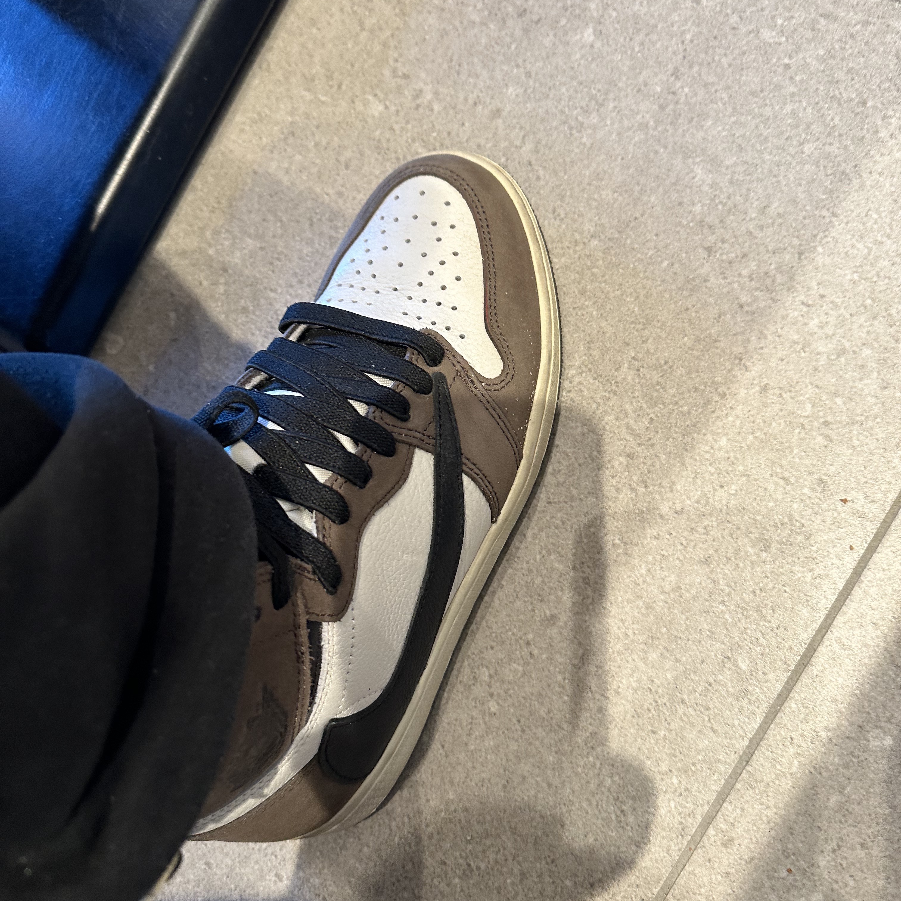 Jordan 1 x Travis Scott Retro High OG SP Mocha 착용 스타일