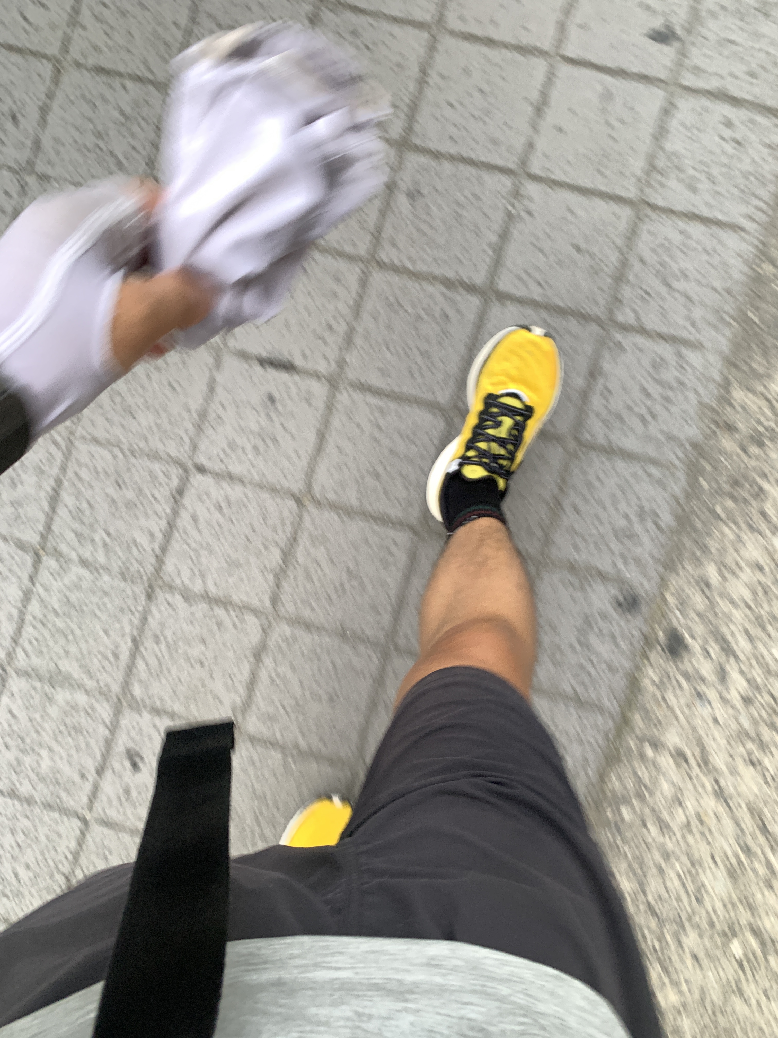 Puma x Balansa Deviate Nitro 2 Freesia Black 착용 스타일