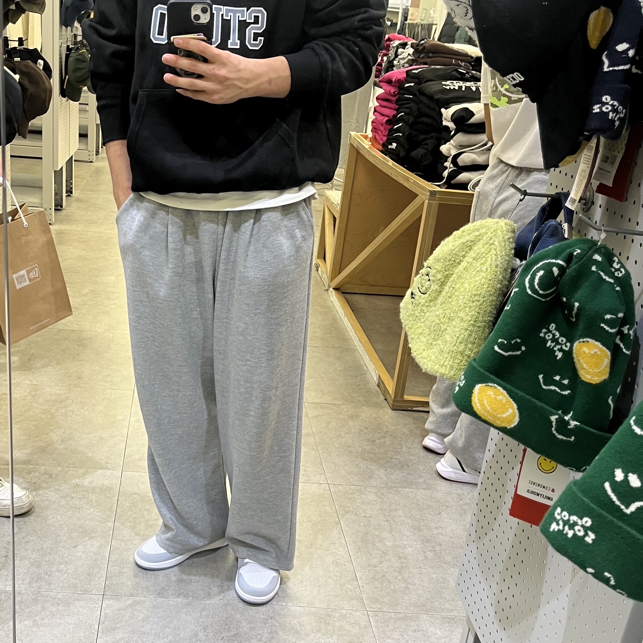 (W) Jordan 1 Low White Wolf Grey 착용 스타일