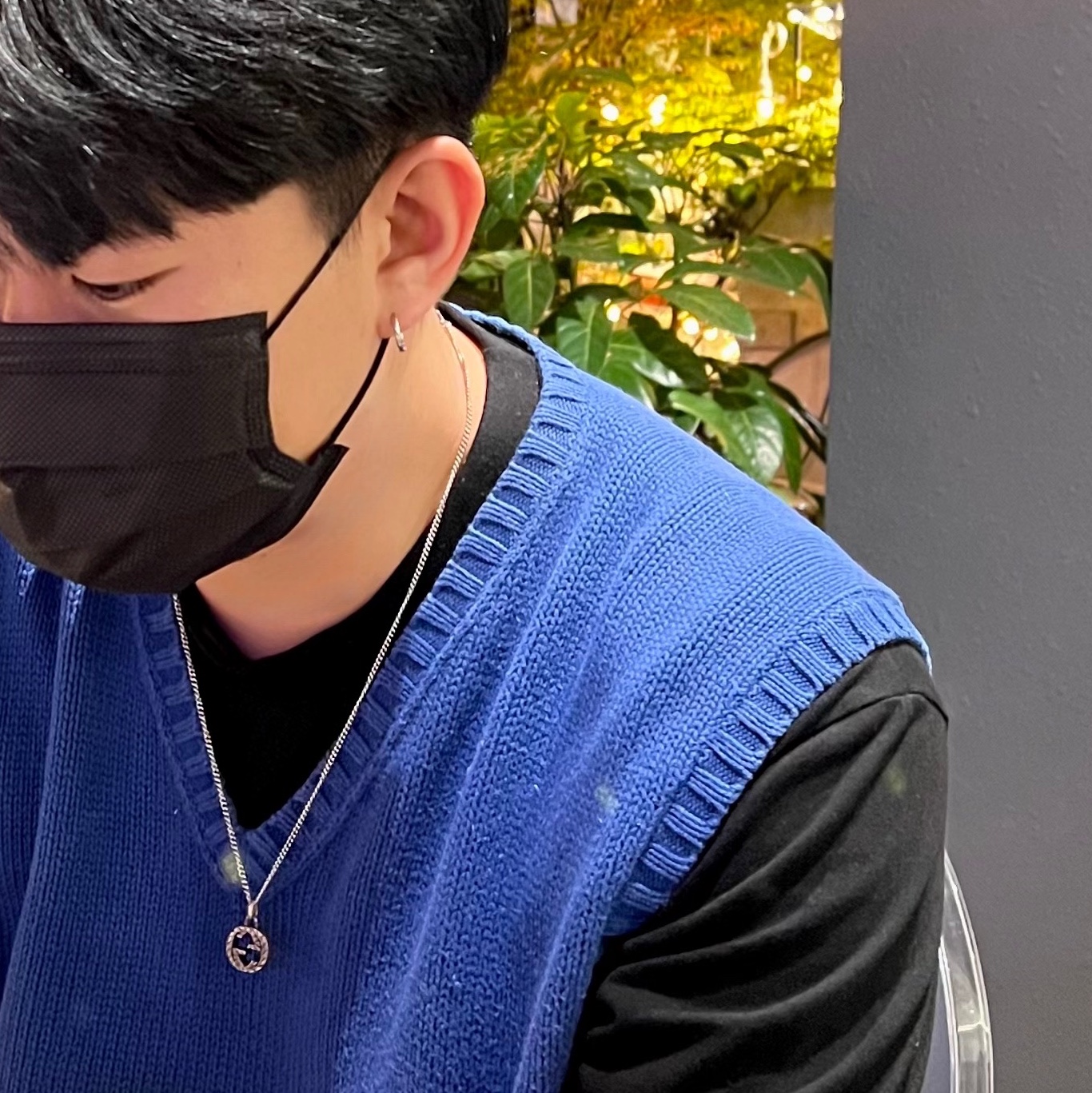 Jordan 1 x Travis Scott x Fragment Retro Low OG SP Military Blue, Gucci Interlocking G Pendant Necklace Silver 착용 스타일 - 2