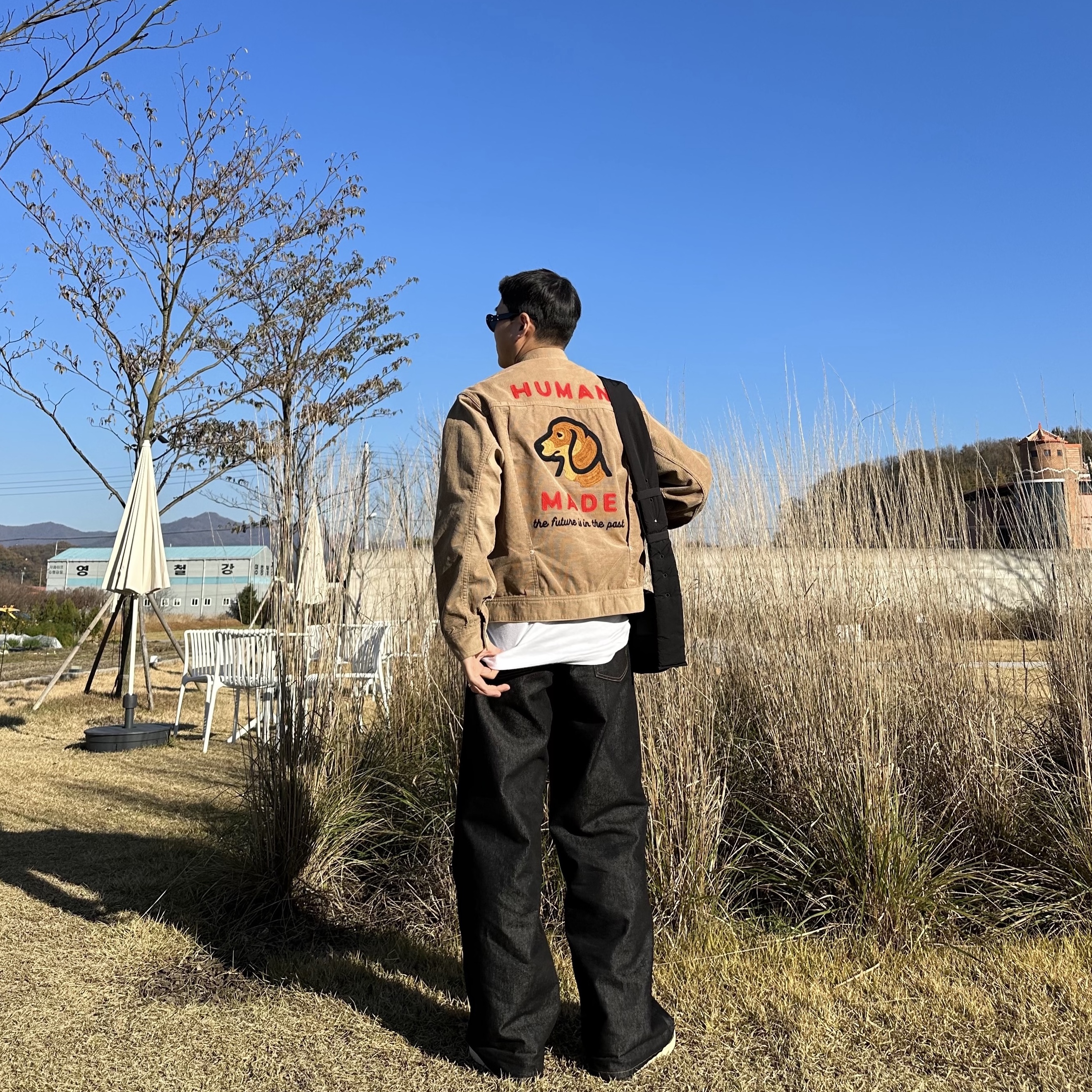 Human Made Dachs Corduroy Work Jacket Beige, Jordan 1 x Travis Scott Retro Low OG SP Mocha 착용 스타일 - 1