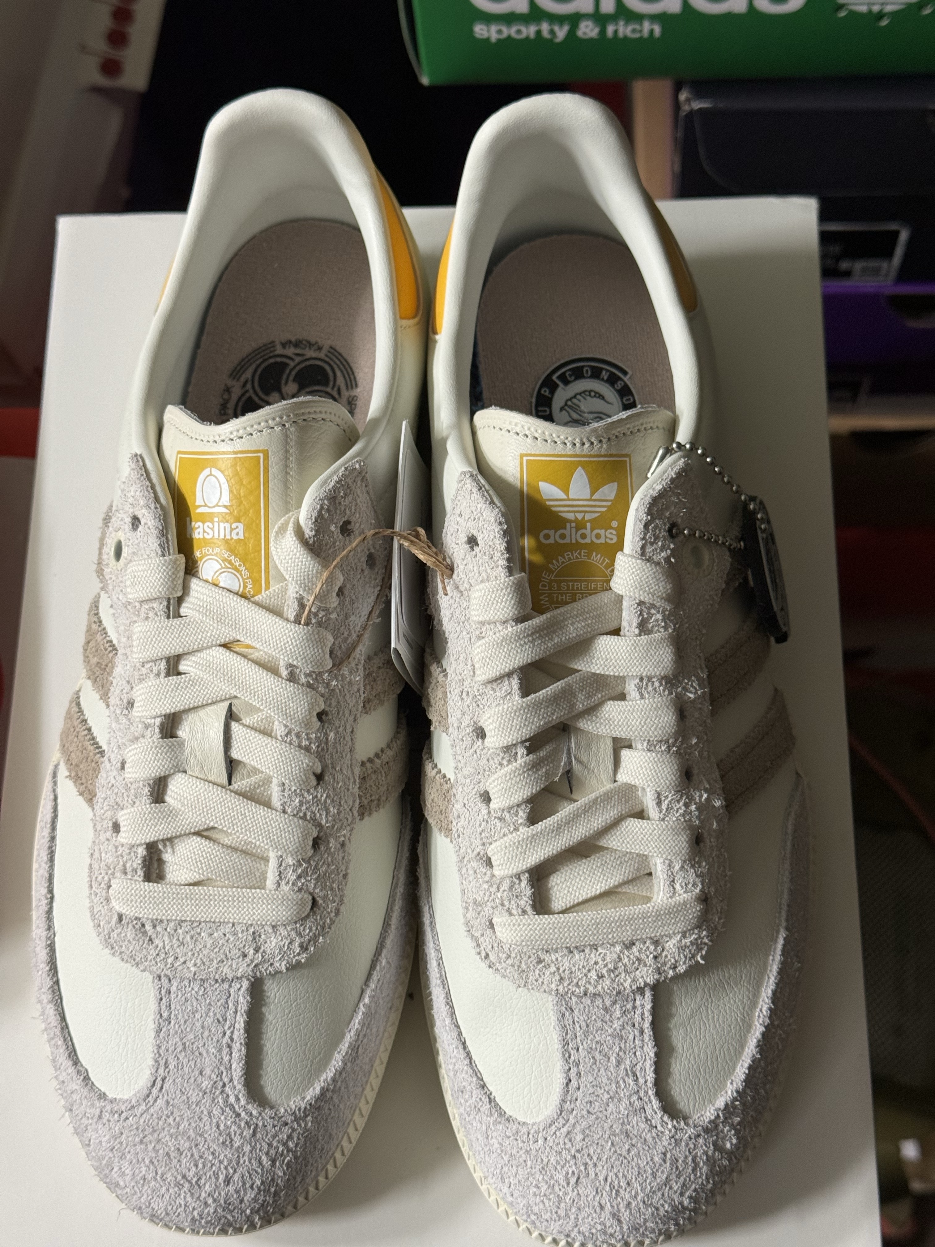 Adidas x BAPE Stan Smith Core Black Gold Metallic, Adidas x BAPE Stan Smith Cloud White Off White 착용 스타일 - 4