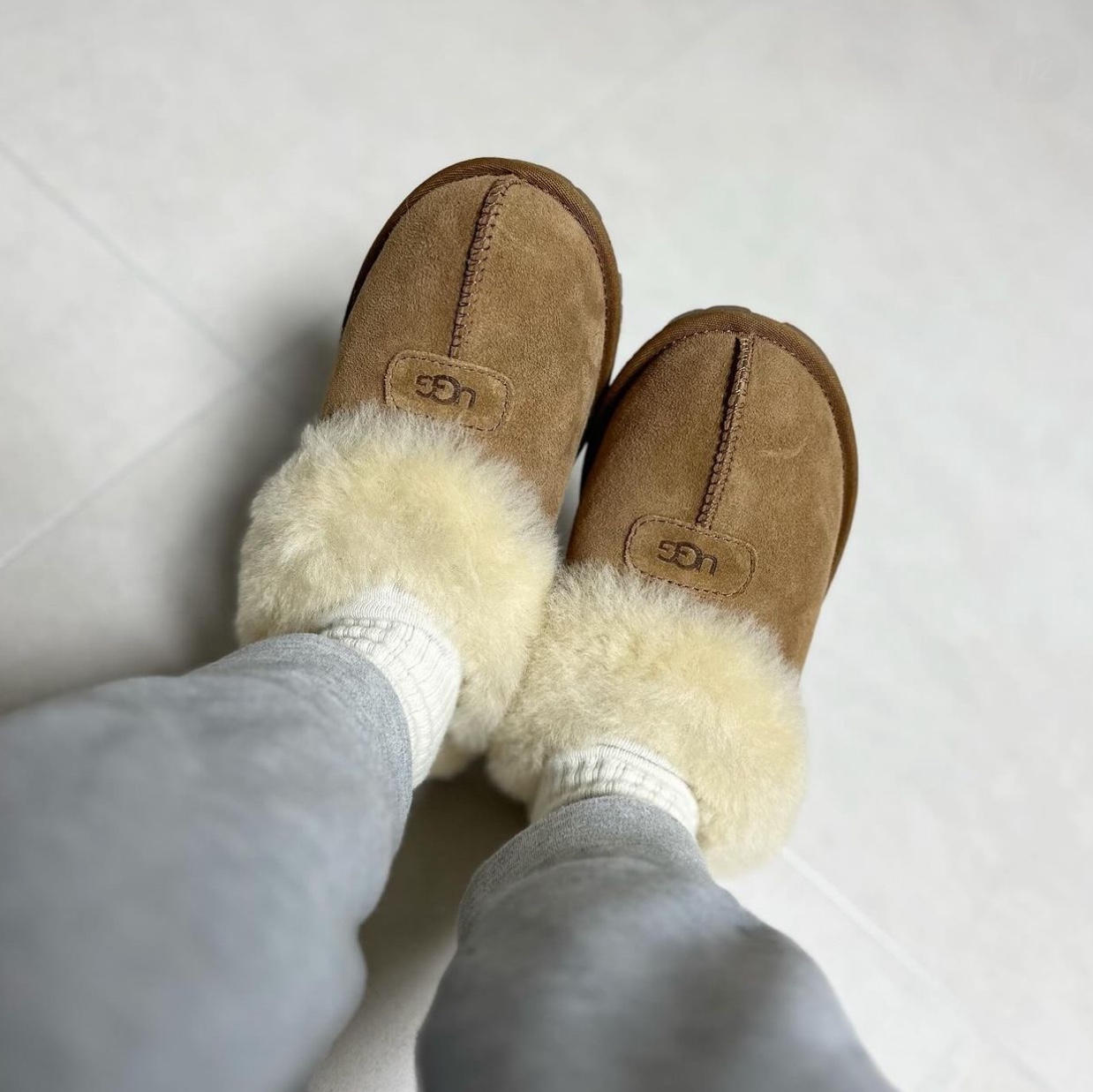 (W) UGG Coquette Slipper Chestnut 착용 스타일