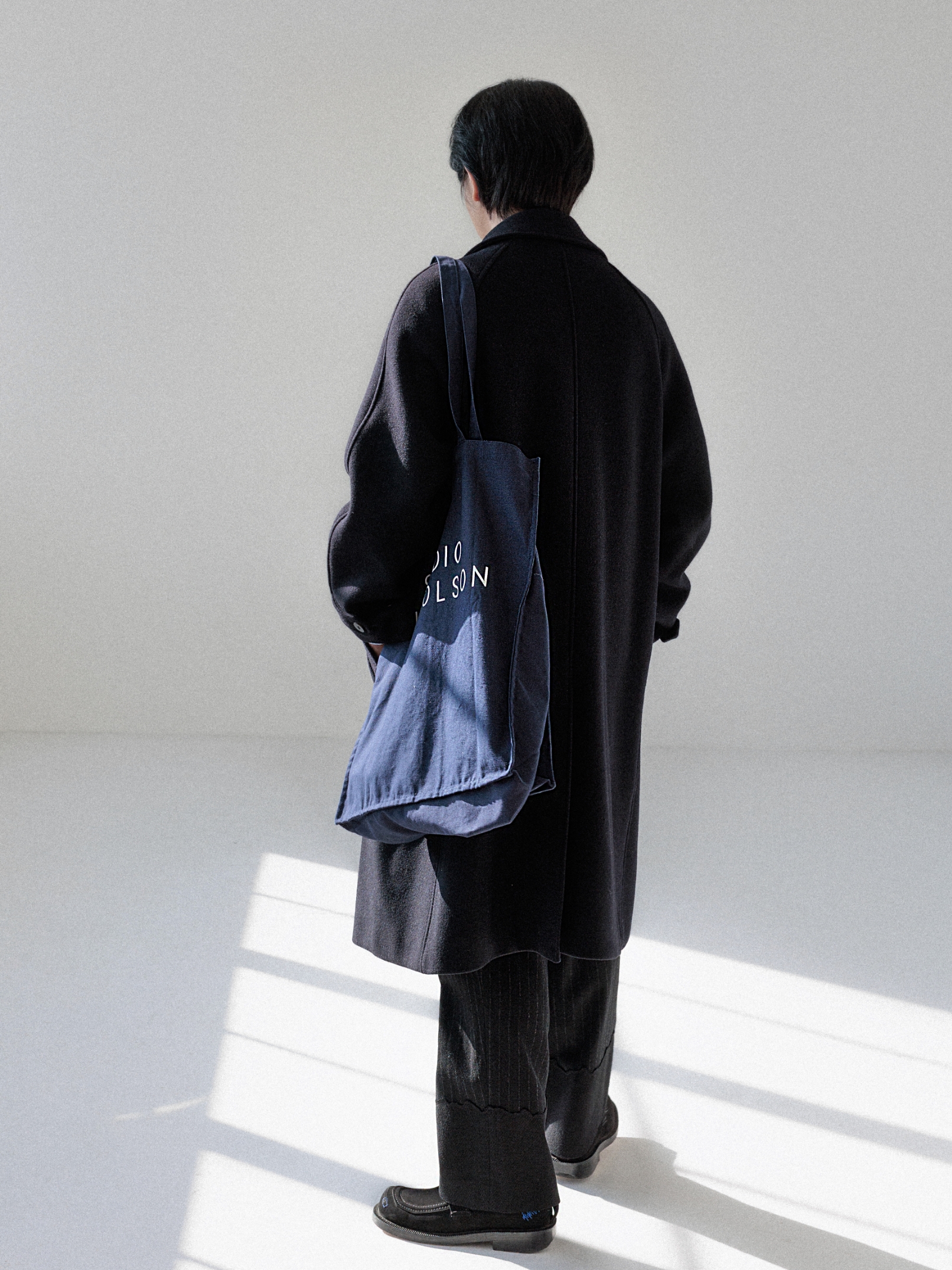Zara x Ader Error Oversized Shirt Sky Blue 착용 스타일 - 2