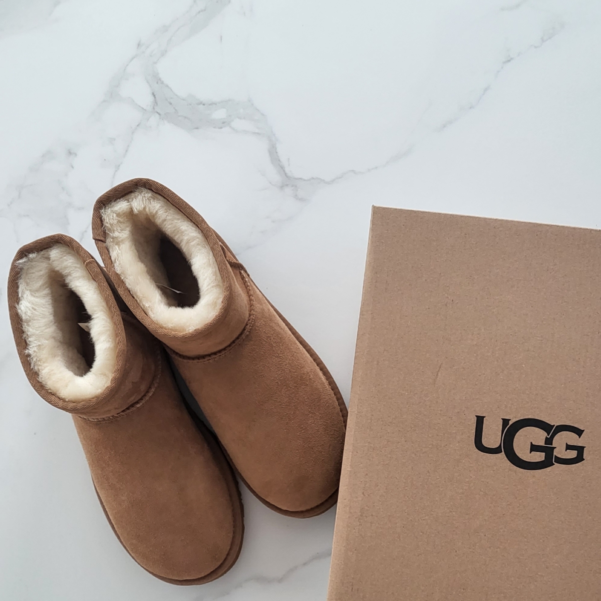 (W) UGG Classic Mini II Boots Chestnut 착용 스타일