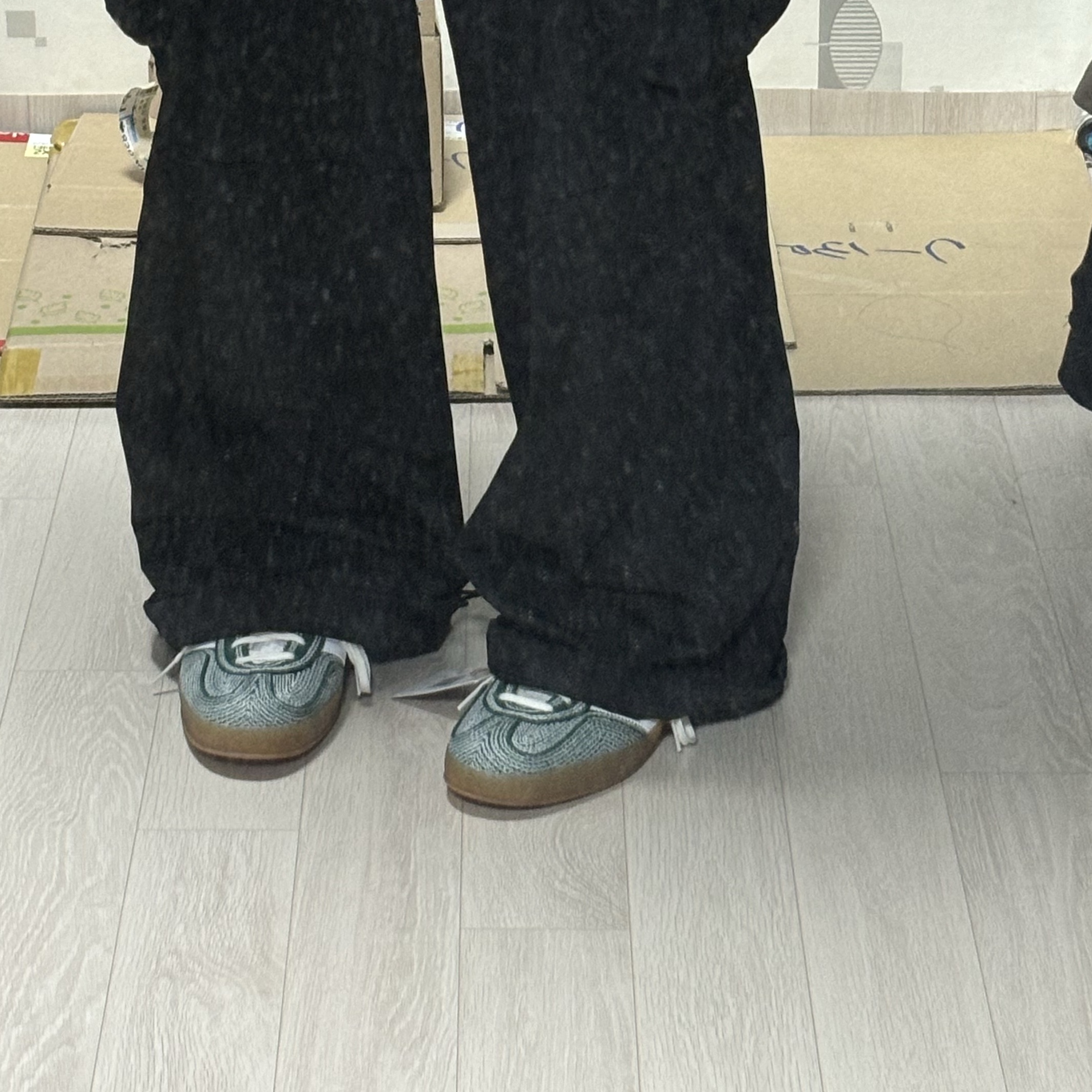 Adidas x Sean Wotherspoon Gazelle Indoor Collegiate Green Cloud White 착용 스타일 - 1