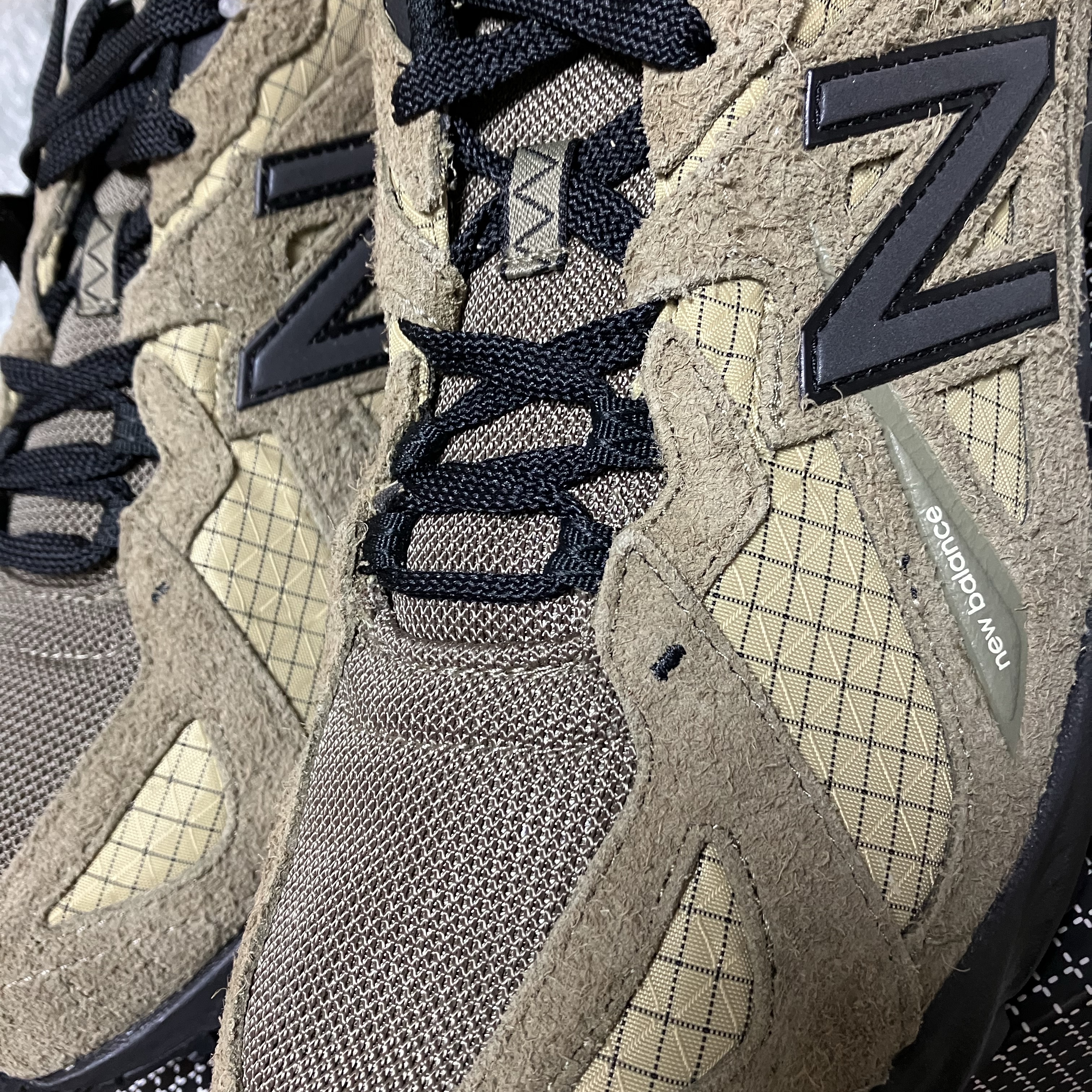 New Balance x Cayl ML610TCL Covert Green 착용 스타일 - 1