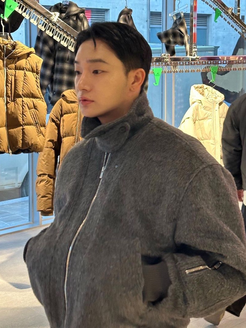 Haleine 3D Alpaca Blouson Grey 착용 스타일