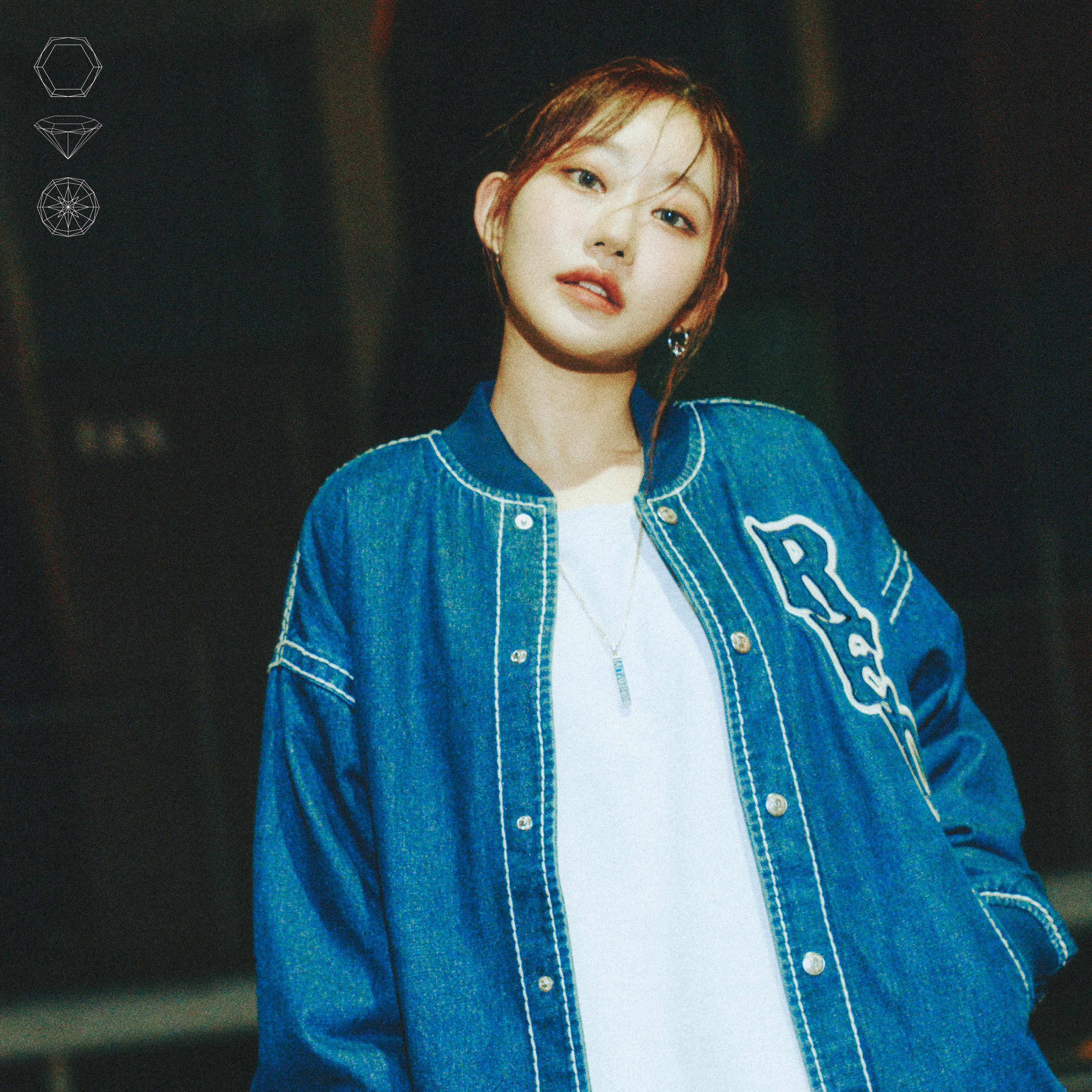 True Religion Code Red Denim Varsity Jacket Indigo, True Religion Red Crew Neck Melange Grey 착용 스타일 - 1