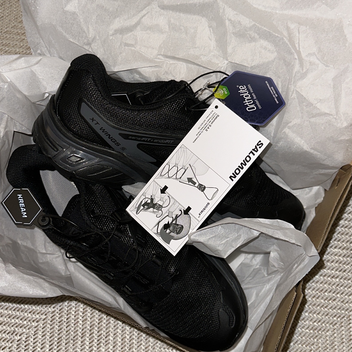 Salomon XT-Wings 2 ADV Black 착용 스타일