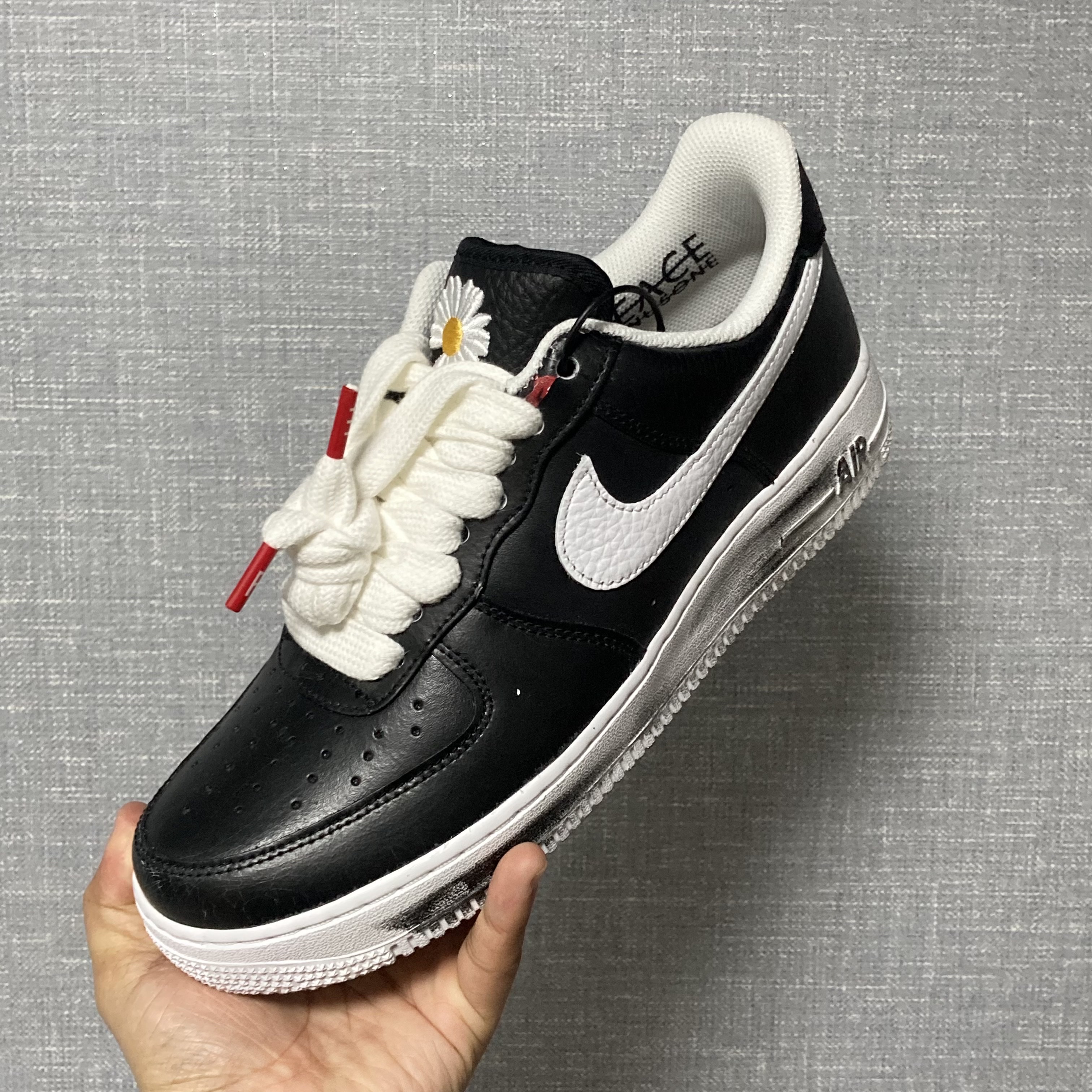 Nike x Peaceminusone Air Force 1 Low Para-Noise 착용 스타일