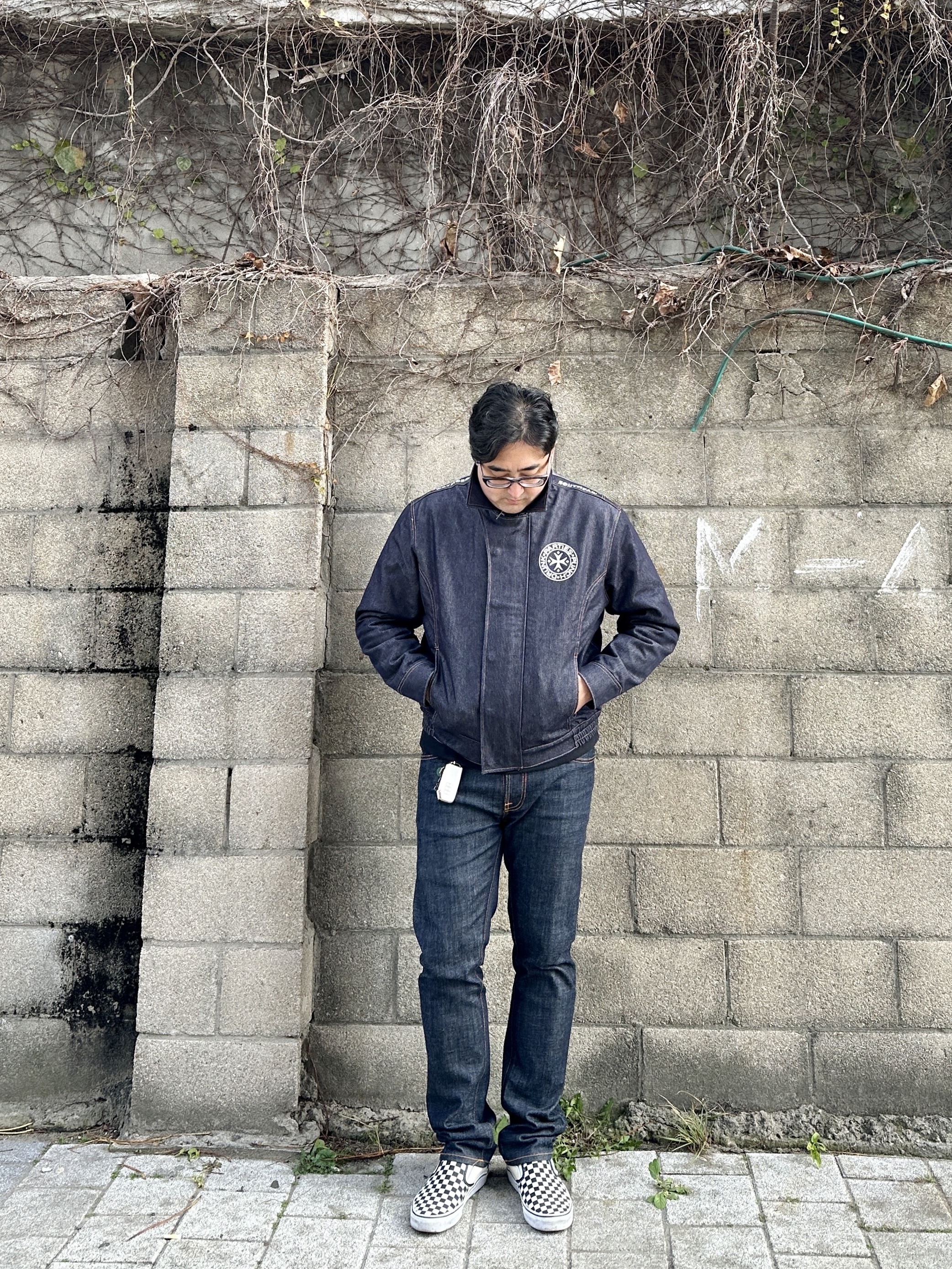Punch Drunk Parties Backing Parties Raw Denim Jacket Dark Indigo, Nike NRG Solo Swoosh Heavy Weight BB Quarter Zip Top Black - Asia 착용 스타일 - 4