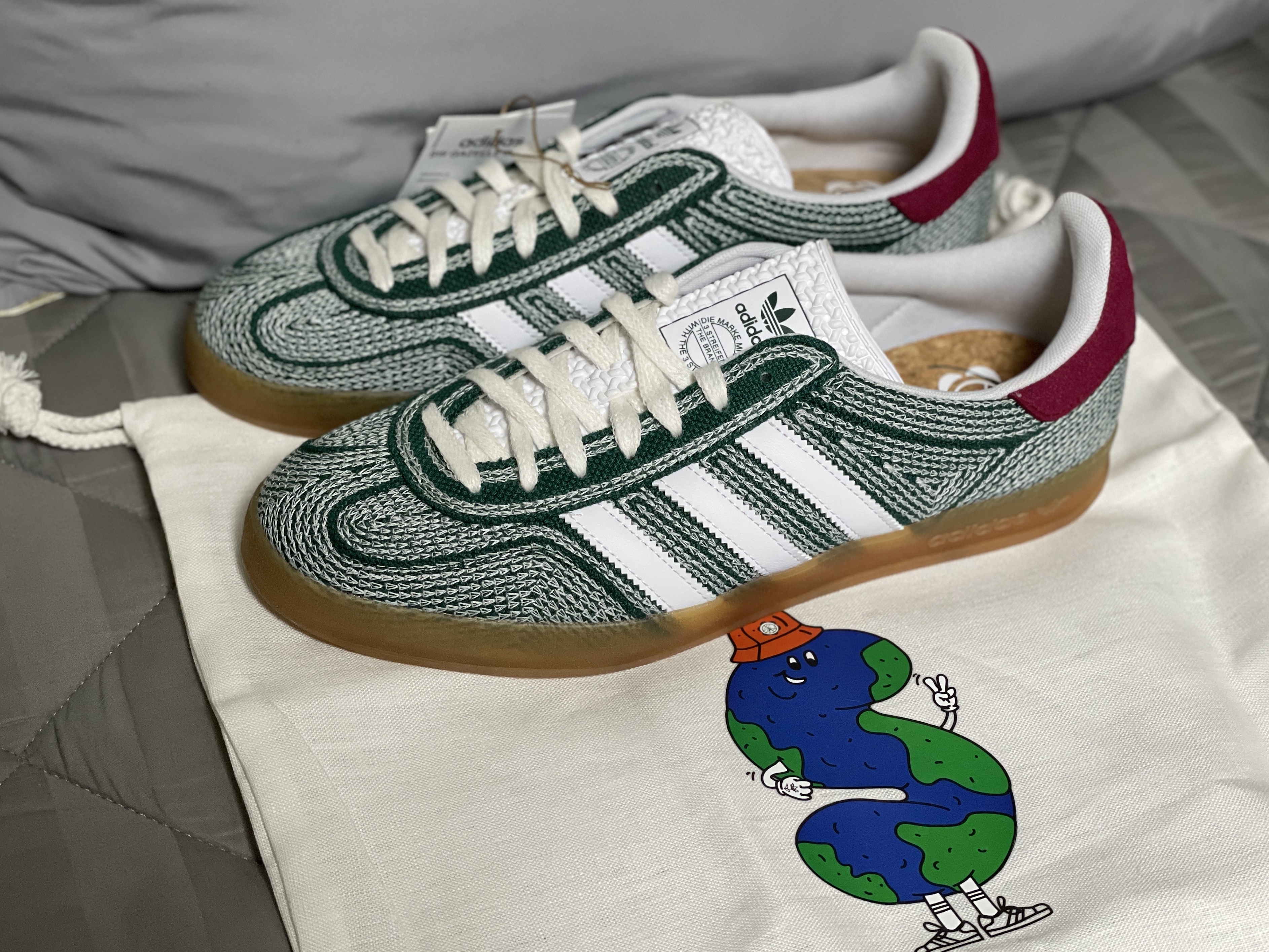 Adidas x Sean Wotherspoon Gazelle Indoor Collegiate Green Cloud White 착용 스타일 - 1