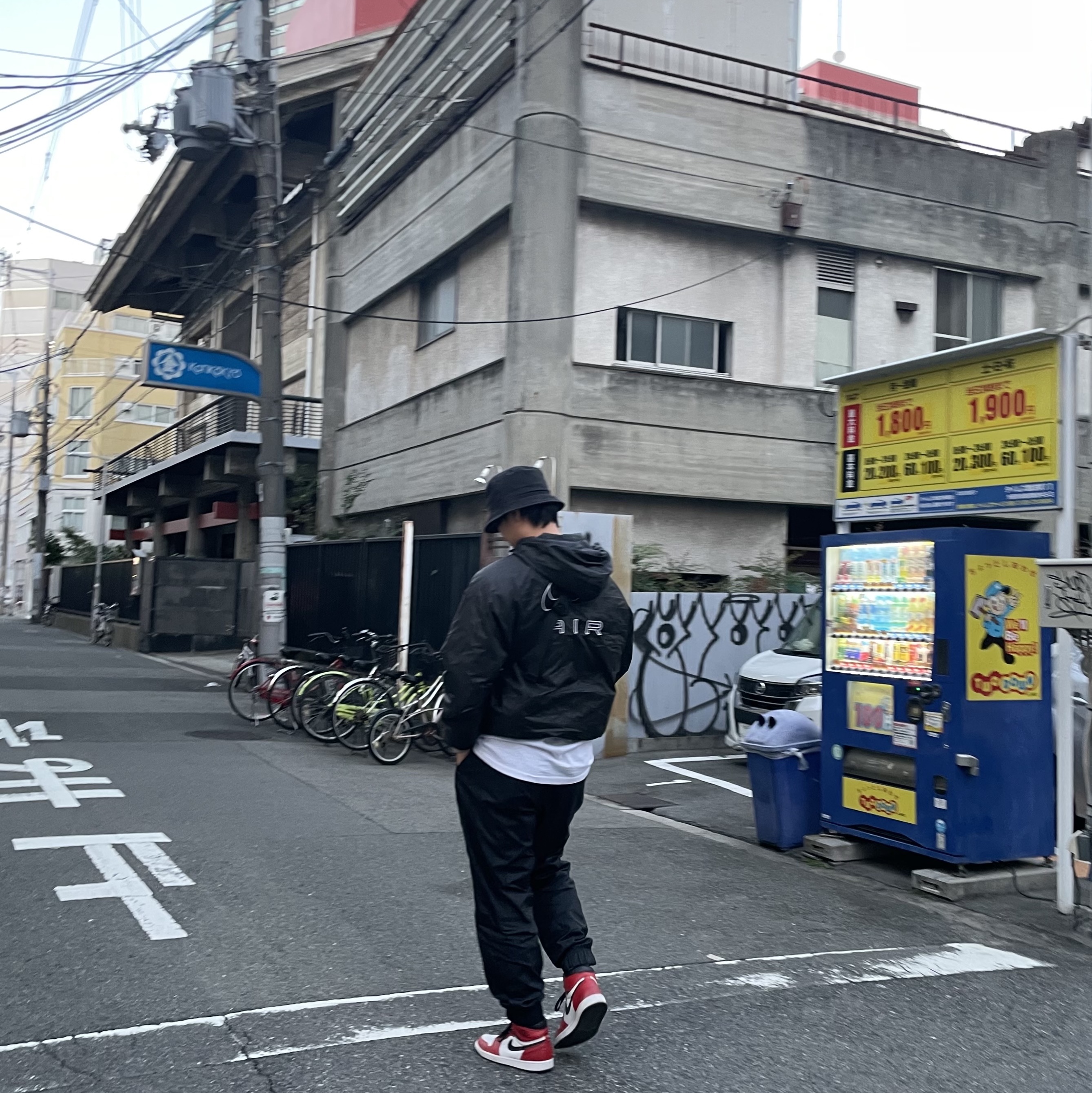 Nike NSW Winterized Anorak Jacket Black - Asia, Nike Futura Washed Bucket Hat Black 착용 스타일