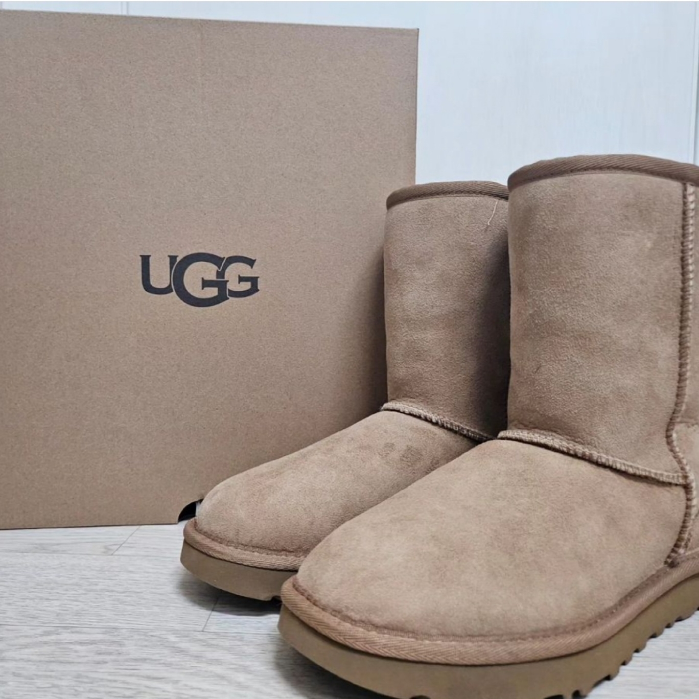 (W) UGG Classic Short II Boots Chestnut 착용 스타일