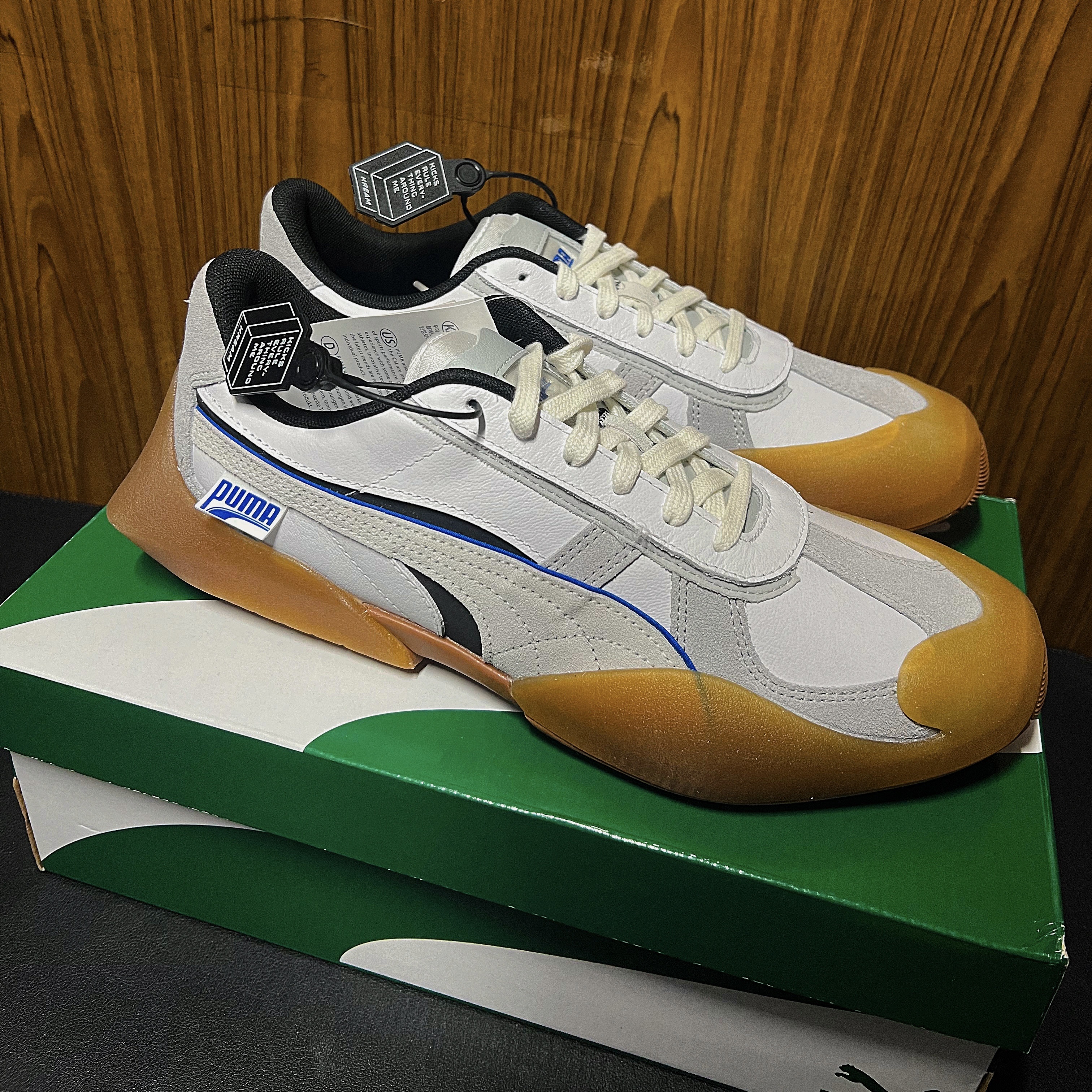 Puma Vaderon White 착용 스타일
