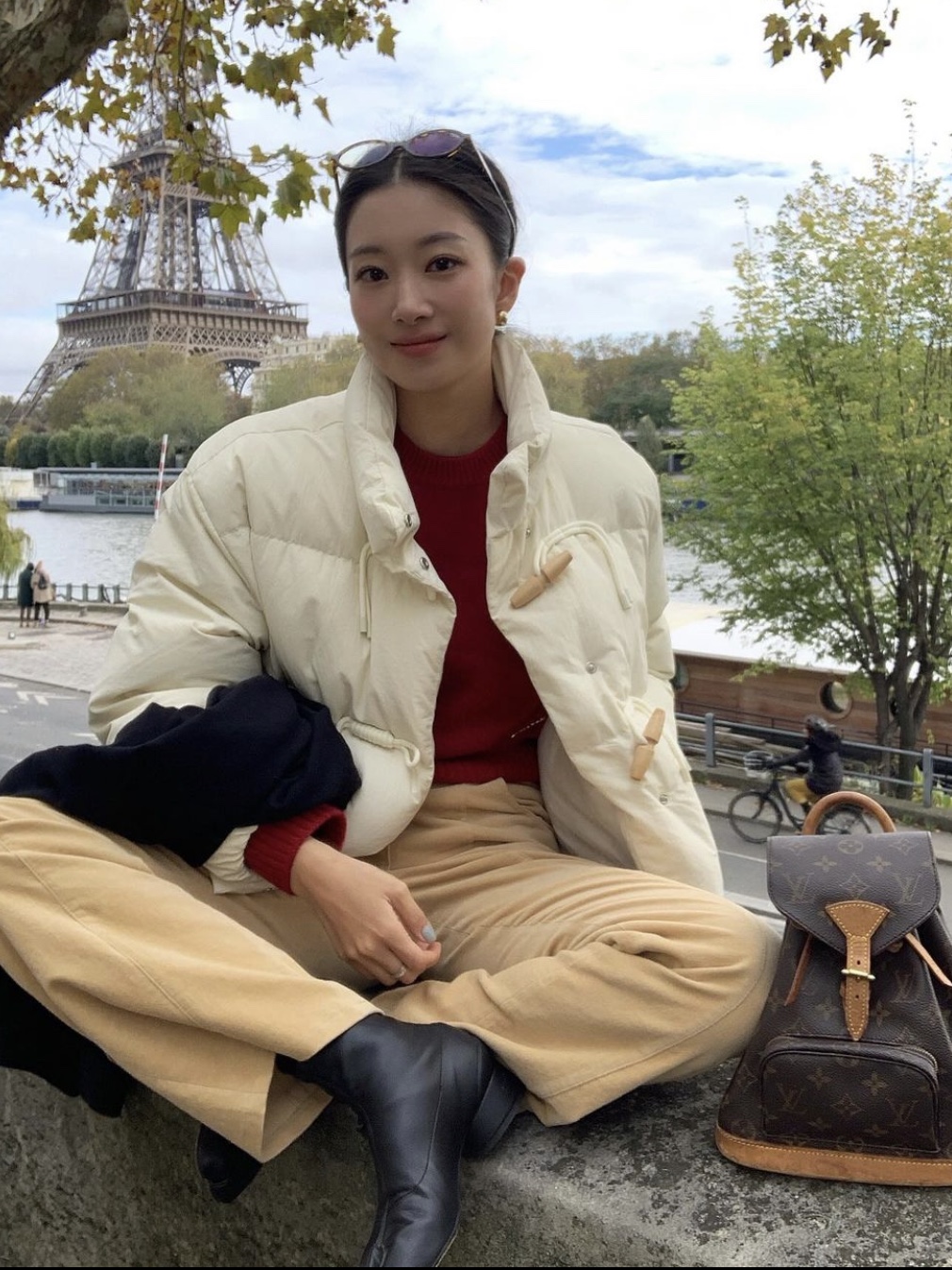 Louis Vuitton Montsouris BB Monogram 착용 스타일