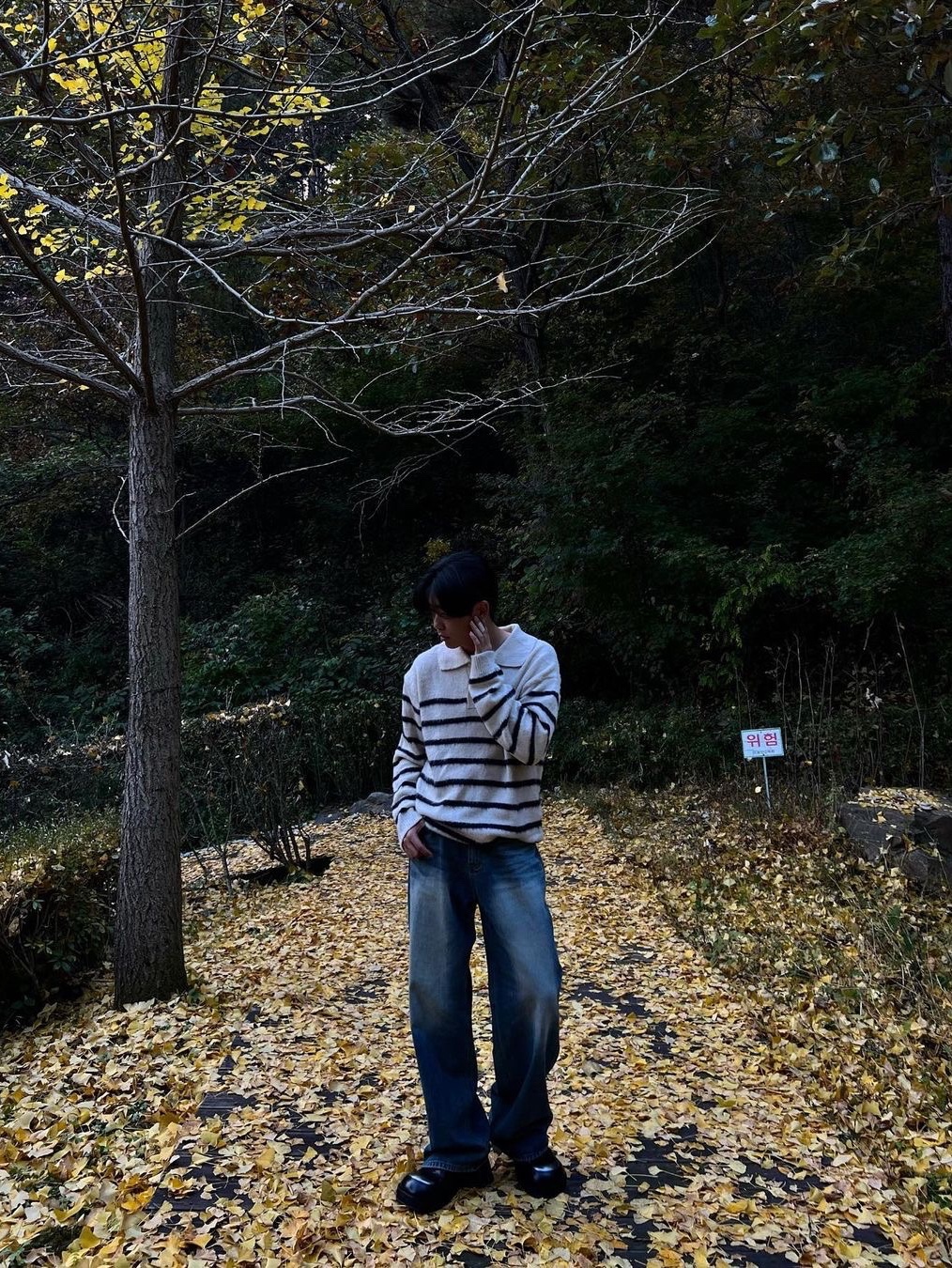 Millo Archive New Thomas Mohair Knit Ivory, Millo Archive New Thomas Mohair Knit Brown 착용 스타일 - 3