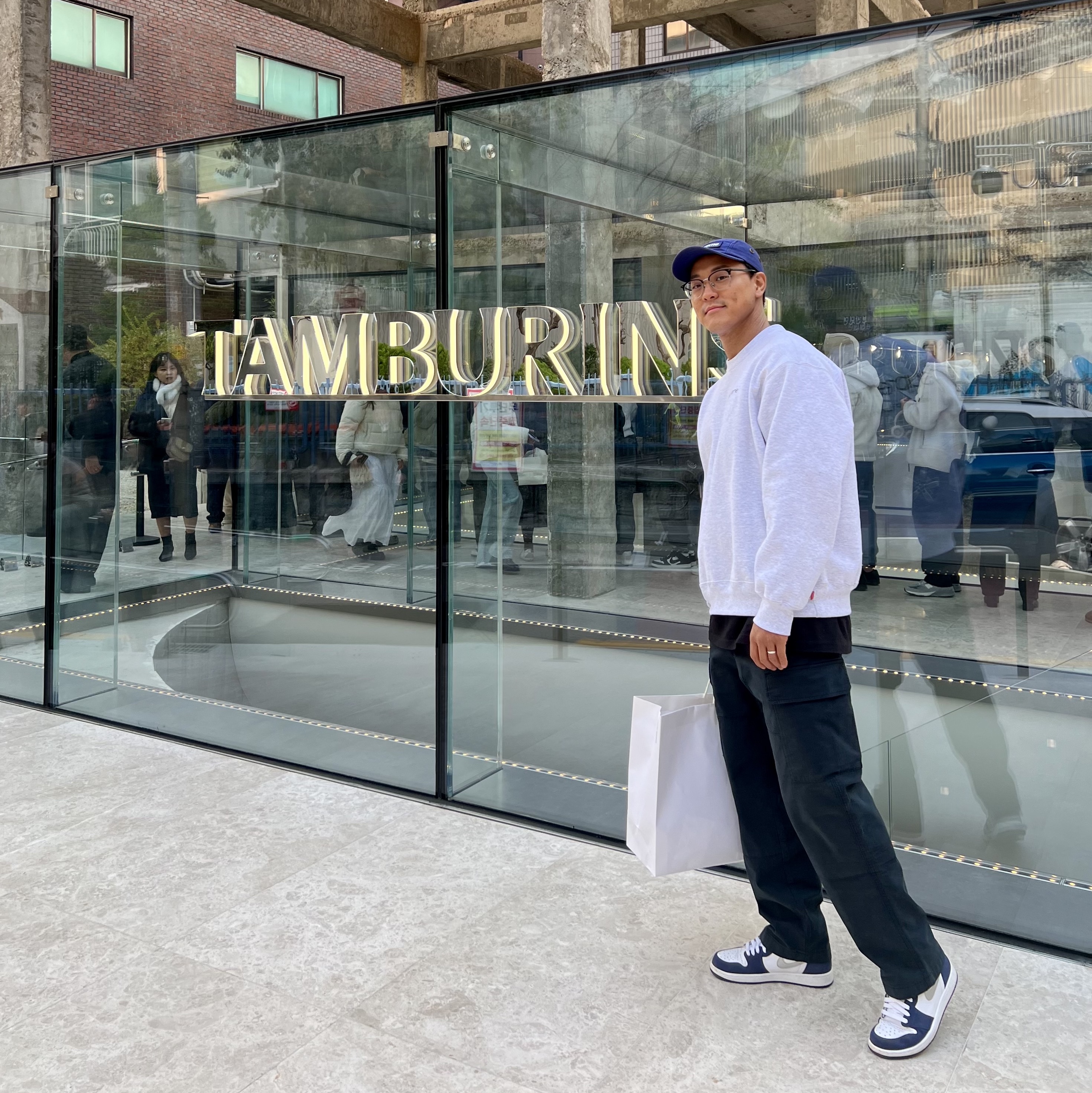 Supreme Military Camp Cap Light Navy - 23SS, Supreme NYC Crewneck Ash Grey - 23FW 착용 스타일