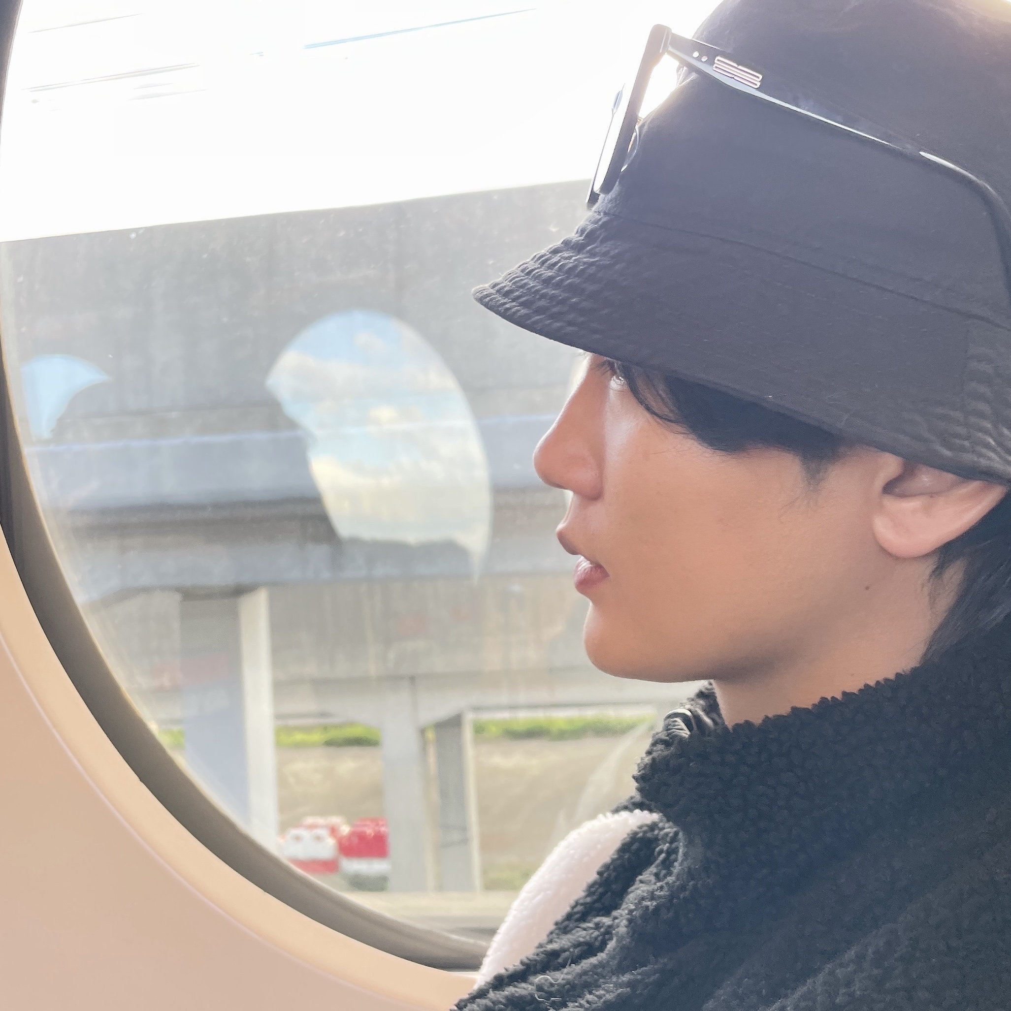 Nike Futura Washed Bucket Hat Black, Gentle Monster Palette 01 Black 착용 스타일