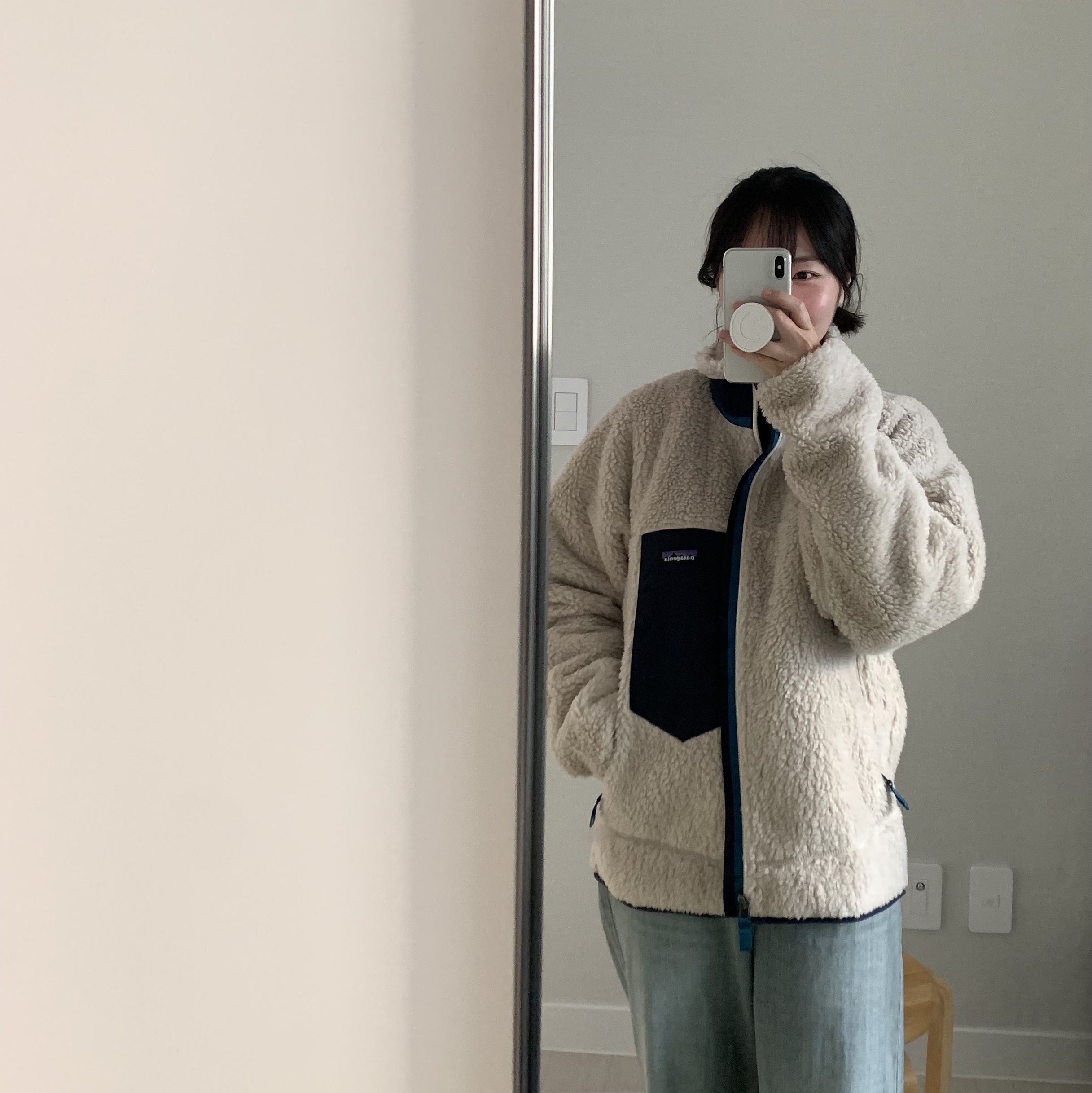 Patagonia Classic Retro-X Jacket Natural 착용 스타일