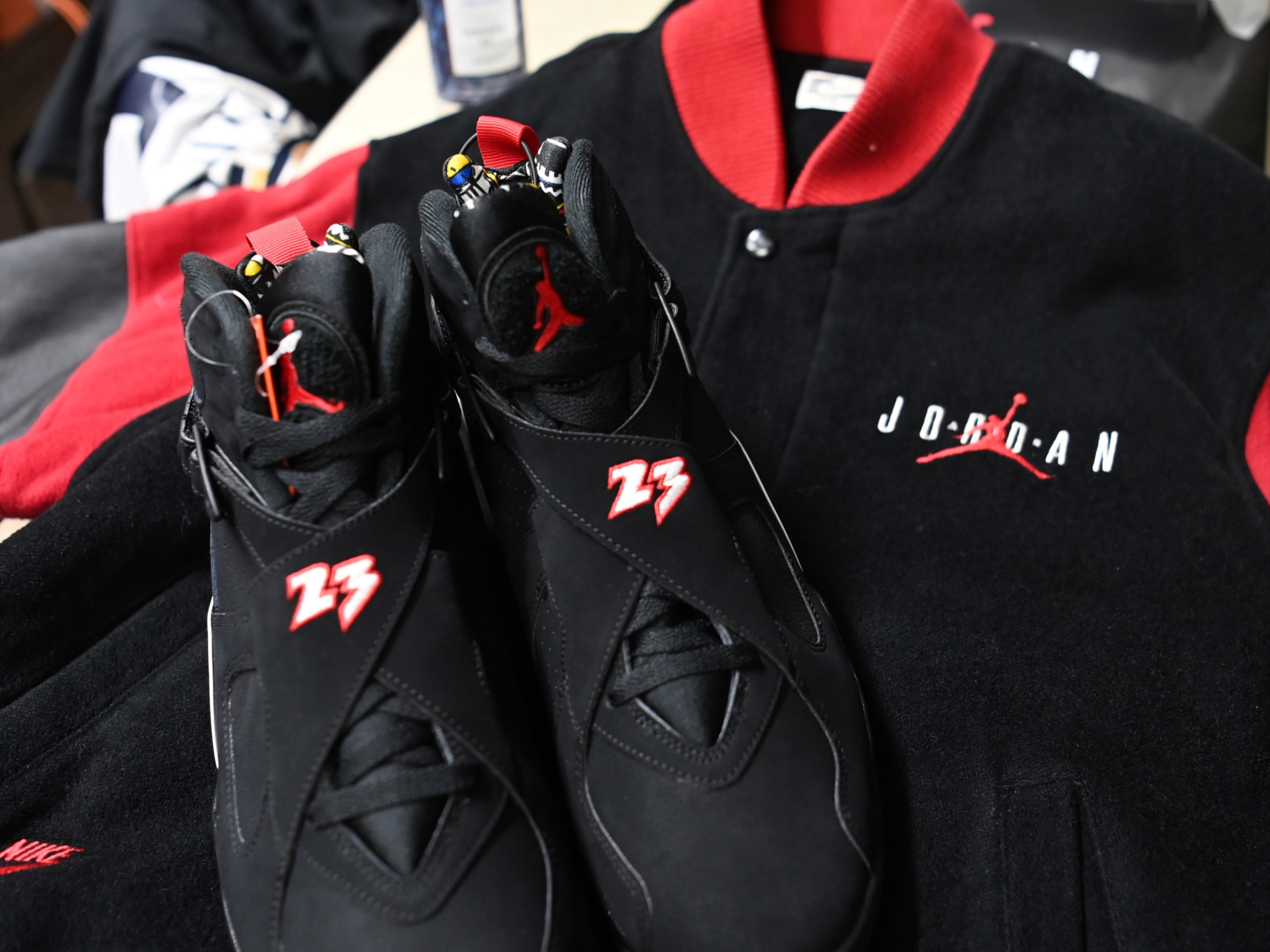 Jordan 8 Retro Playoffs 2023 착용 스타일 - 4