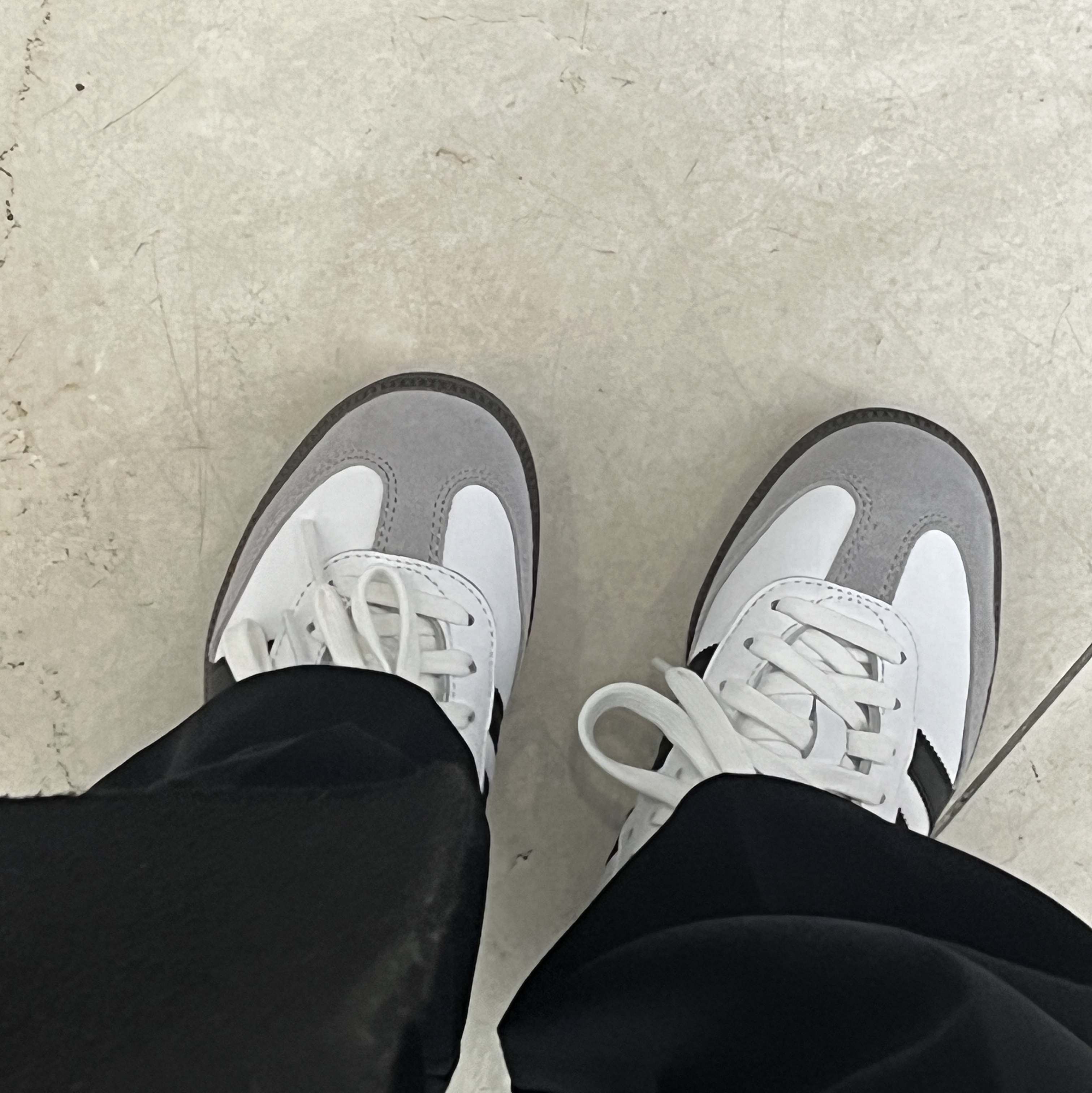 Adidas Samba OG Cloud White 착용 스타일