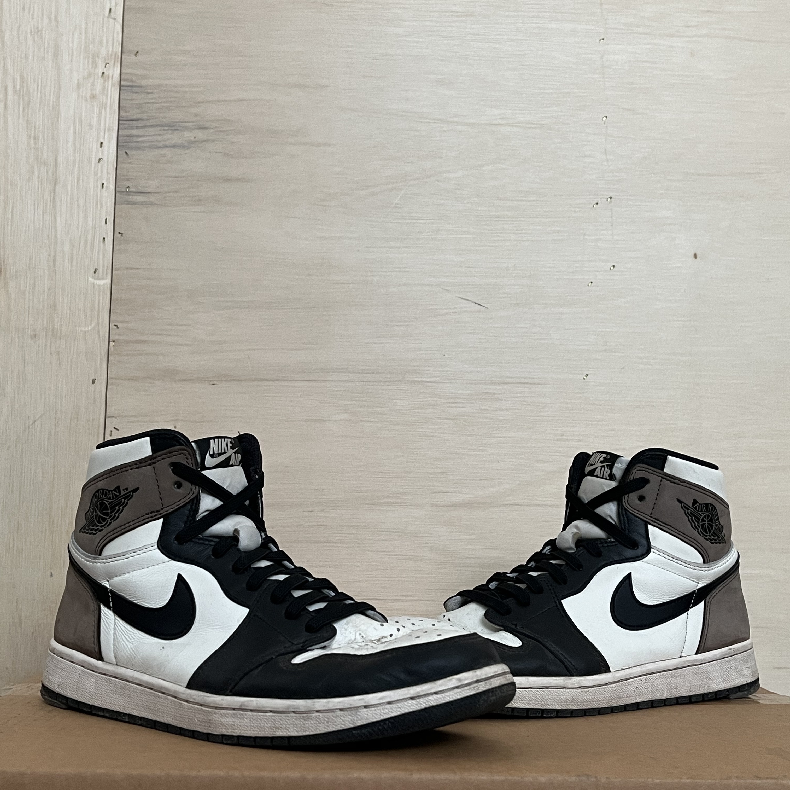 Jordan 1 Retro High OG Black Mocha, (GS) Jordan 1 Retro High OG Black Mocha 착용 스타일