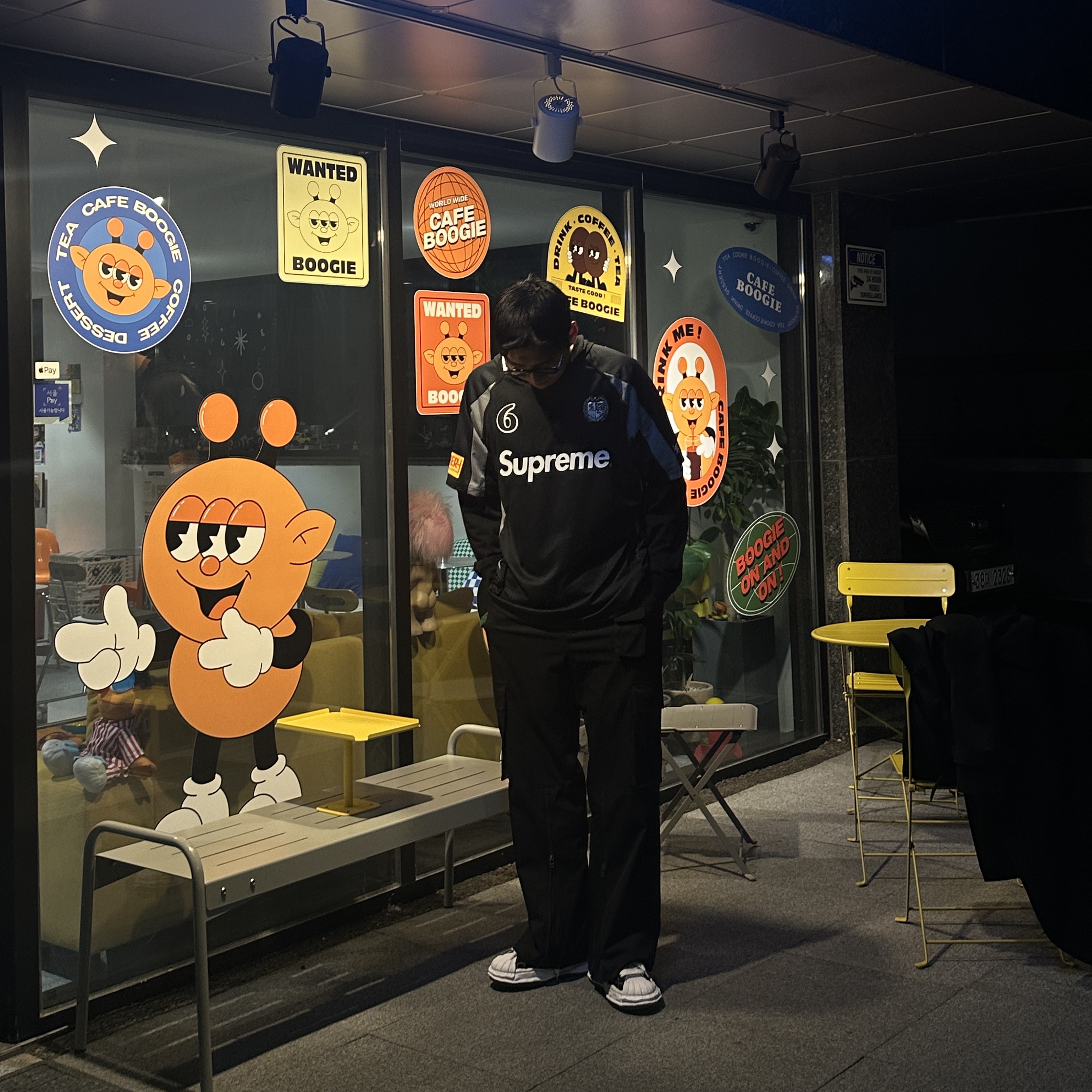 Supreme Hooded Soccer Jersey Black - 23FW 착용 스타일