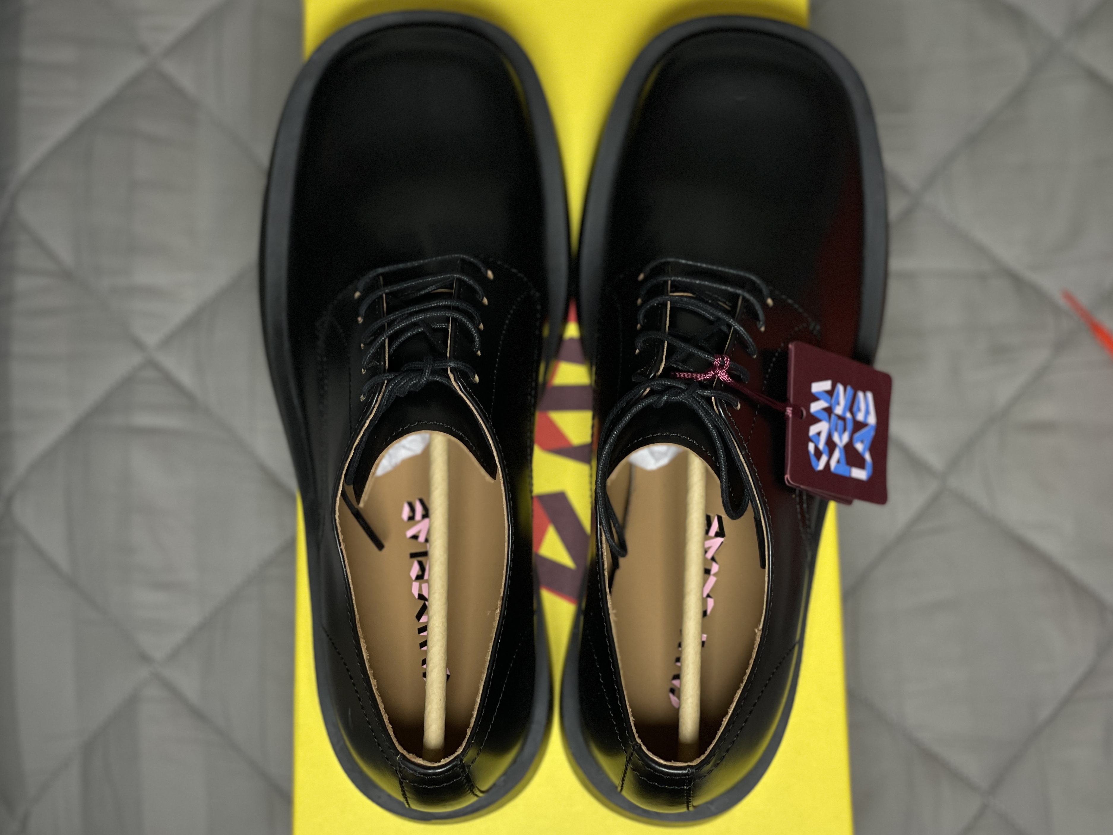 Camper MIL 1978 Lace-Up Loafers Black 착용 스타일 - 4