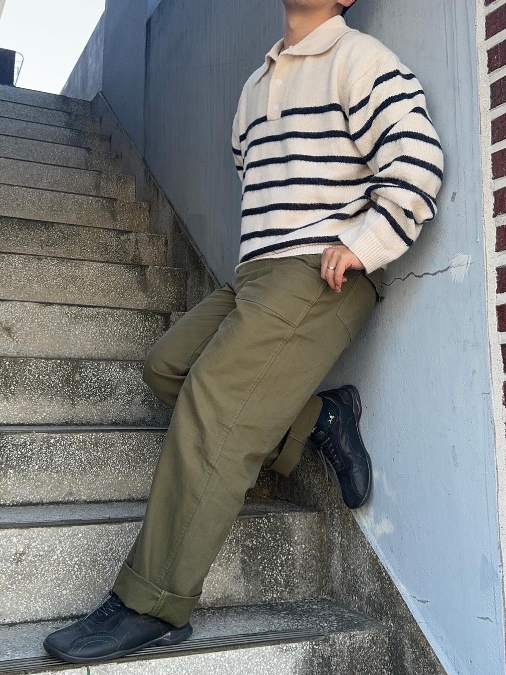 Millo Archive New Thomas Mohair Knit Ivory, Millo Archive New Thomas Mohair Knit Navy 착용 스타일 - 1