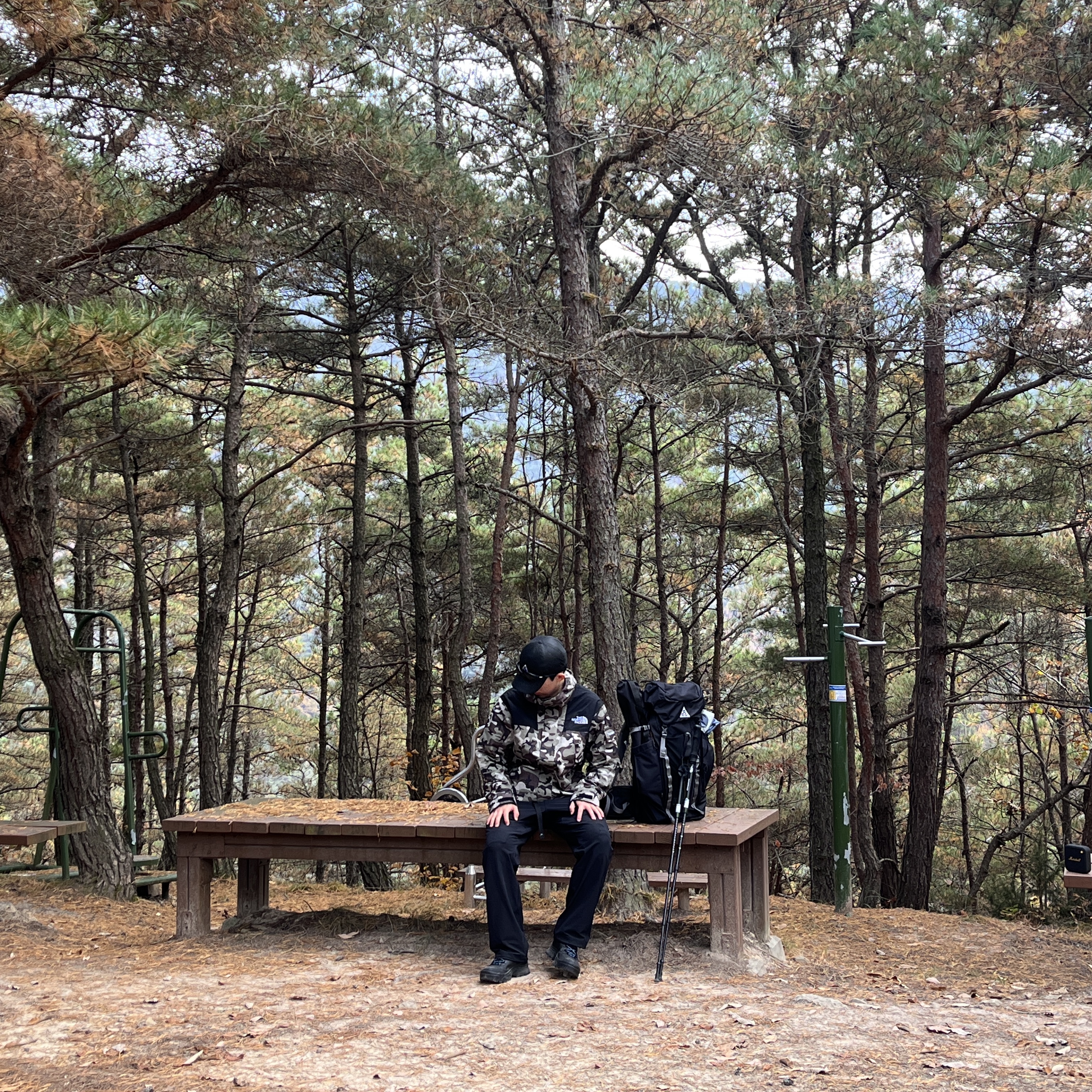 Nike ACG 36 Backpack Black, Nike ACG Air Zoom Gaiadome Gore-Tex Black 착용 스타일 - 1