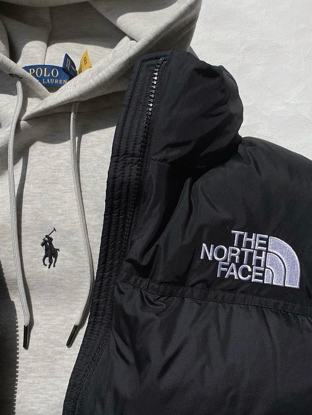 The North Face 1996 Retro Nuptse Vest Black, The North Face New Puffy Vest Black 착용 스타일 - 8