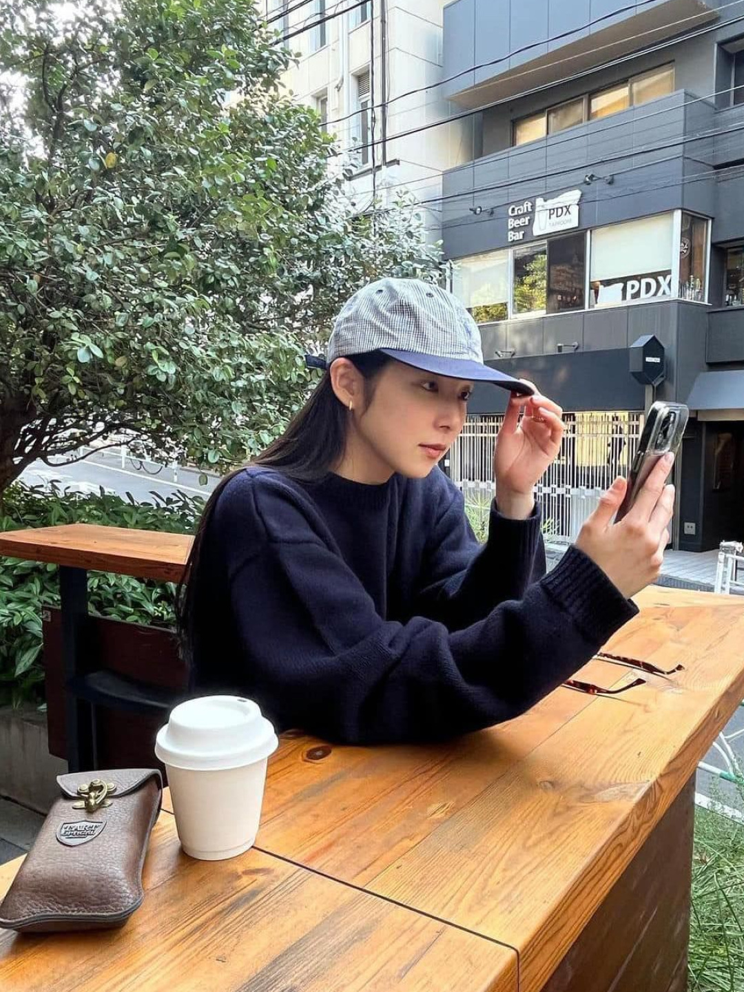 Thom Browne Loopback Center Back Stripe Crewneck Pullover Knit Navy, Stone Island 508A3 Lambswool Crewneck Knit Navy Blue - 22FW 착용 스타일 - 5