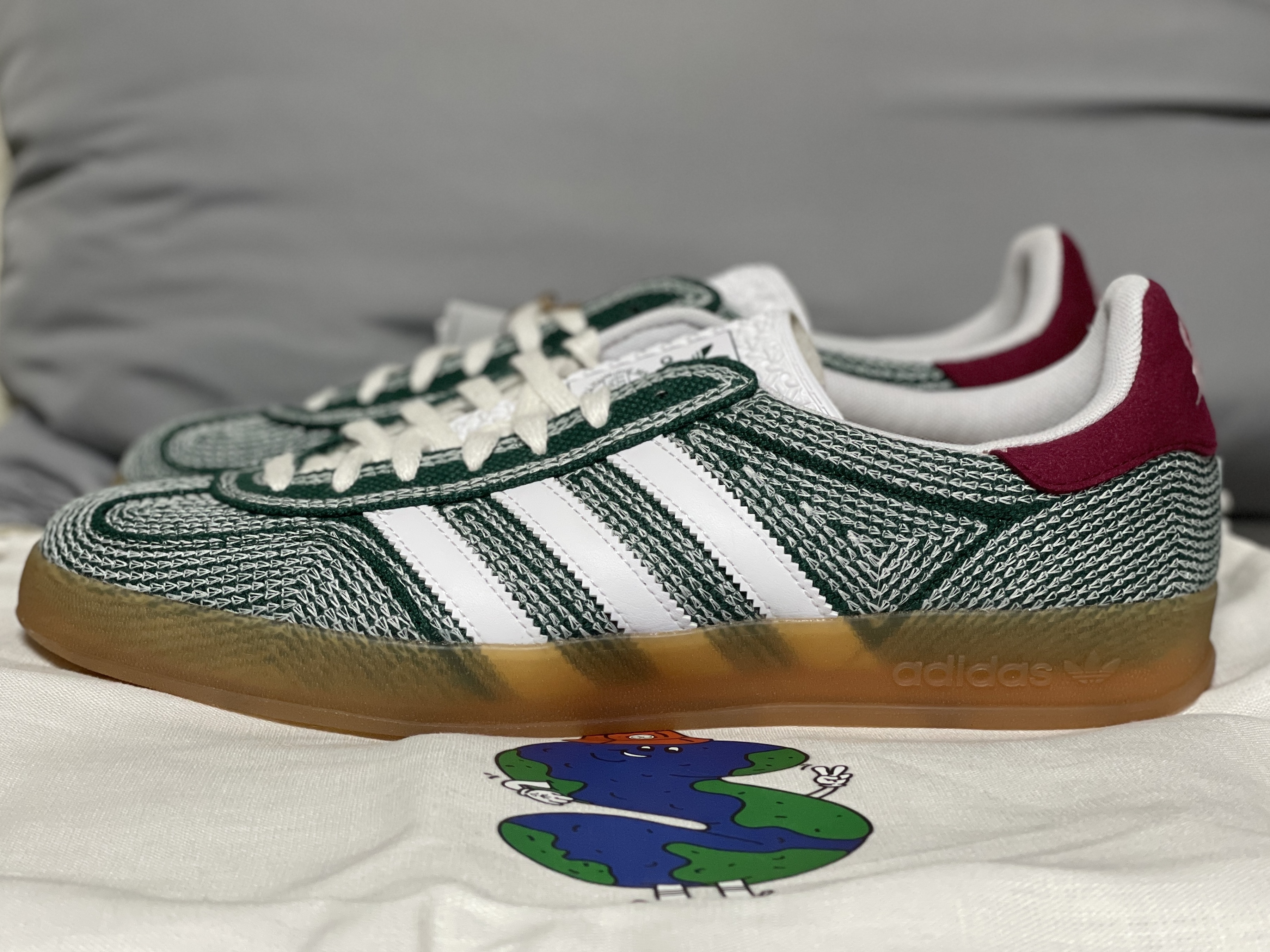 Adidas x Sean Wotherspoon Gazelle Indoor Collegiate Green Cloud White 착용 스타일 - 2