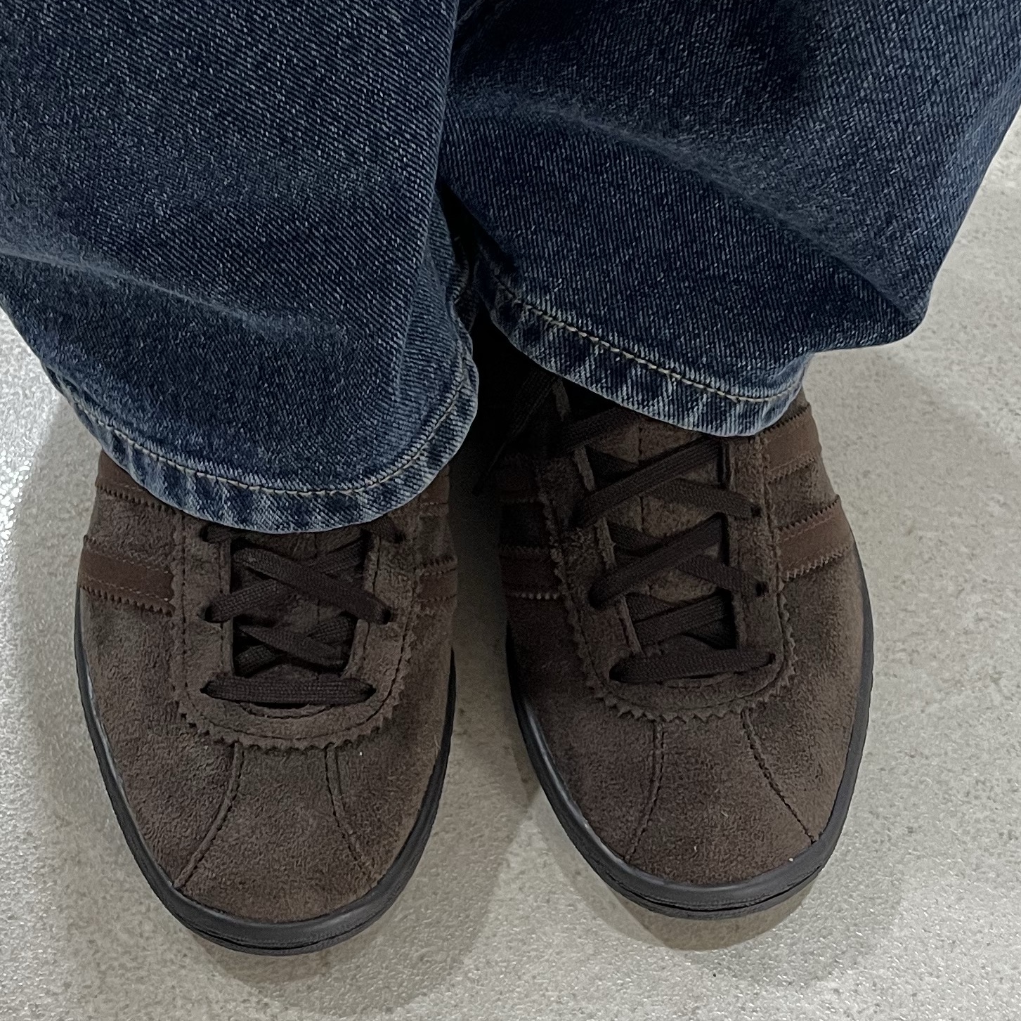 Adidas Tobacco Gruen Dark Brown 착용 스타일 - 2
