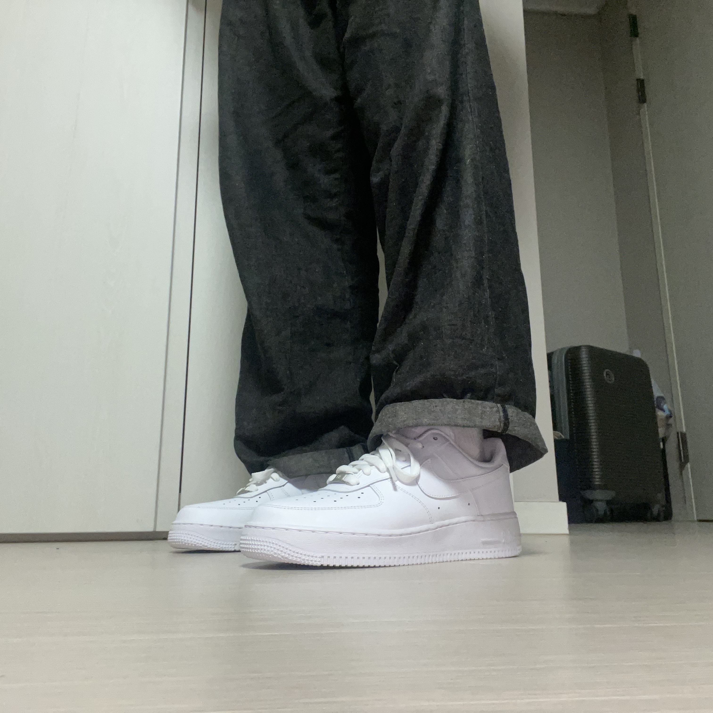 Nike Air Force 1 '07 Low White 착용 스타일 - 3